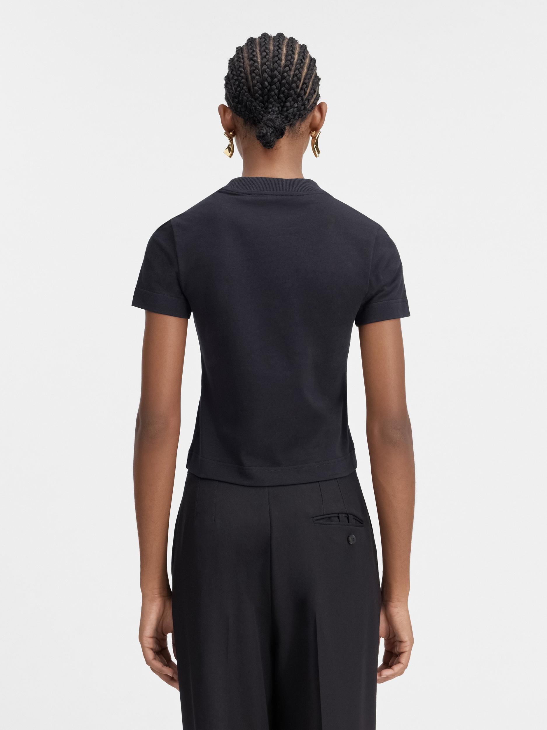JACQUEMUS Black Fitted T-shirt With Logo Patch In Stretch Cotton Woman Product Image