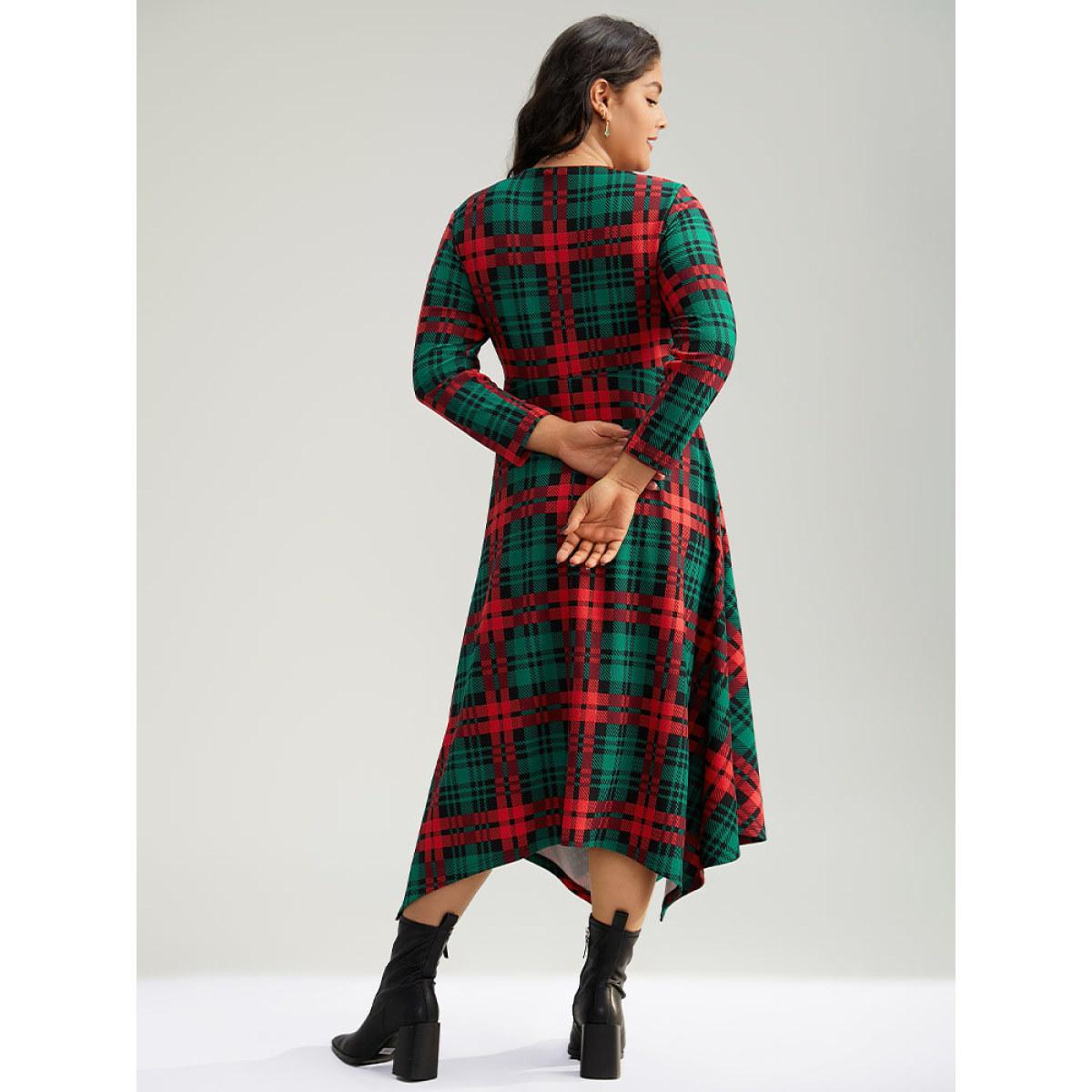 Plus Size Christmas Plaid Button Detail Hanky Hem Dress DarkGreen Women Casual Printed V-neck Long Sleeve Curvy Midi Dress BloomChic 10/M Product Image