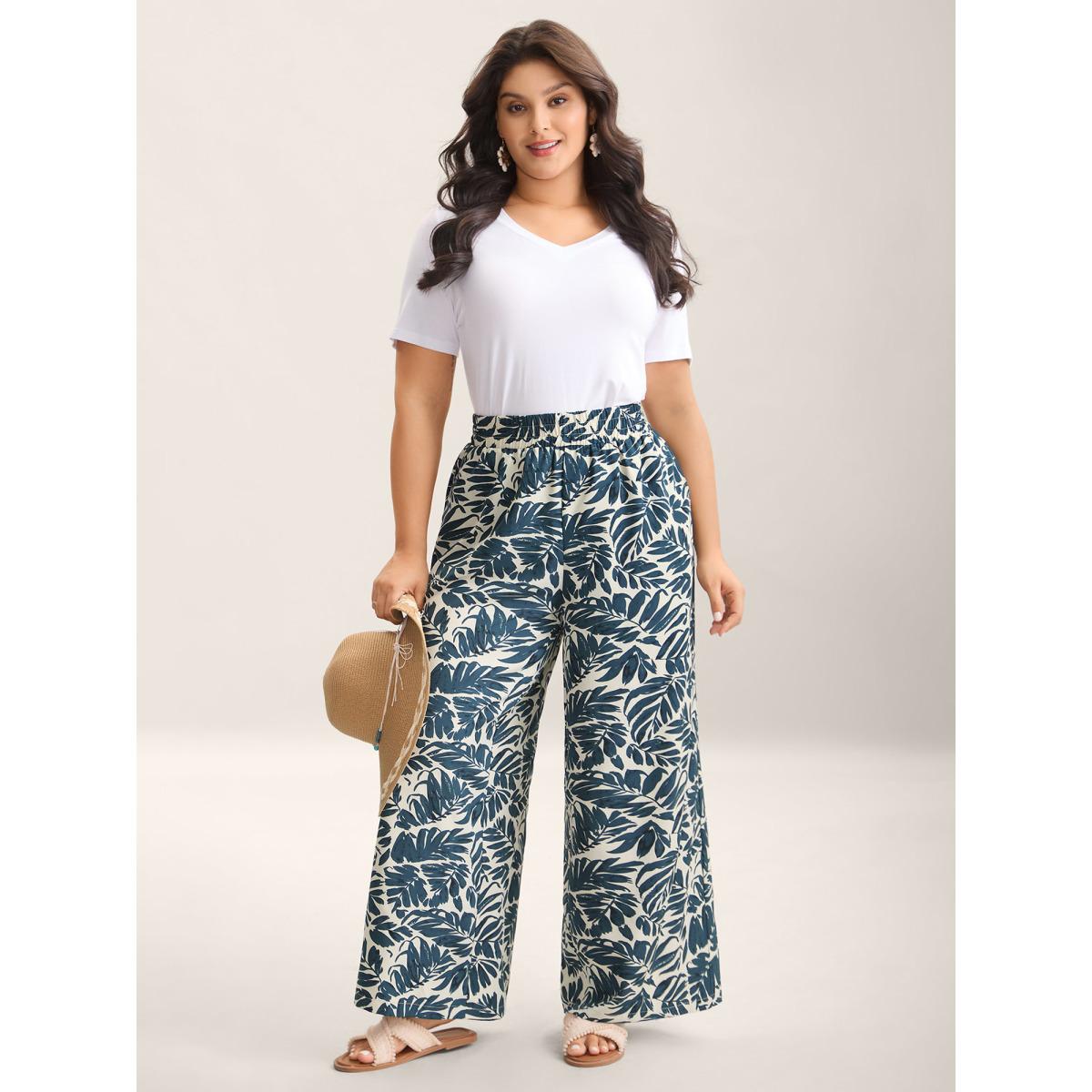 Plus Size Tropical Leaf Print Wide-Leg Pants Women Indigo Resort Wide Leg Mid Rise Vacation Pants BloomChic 30/6X Product Image