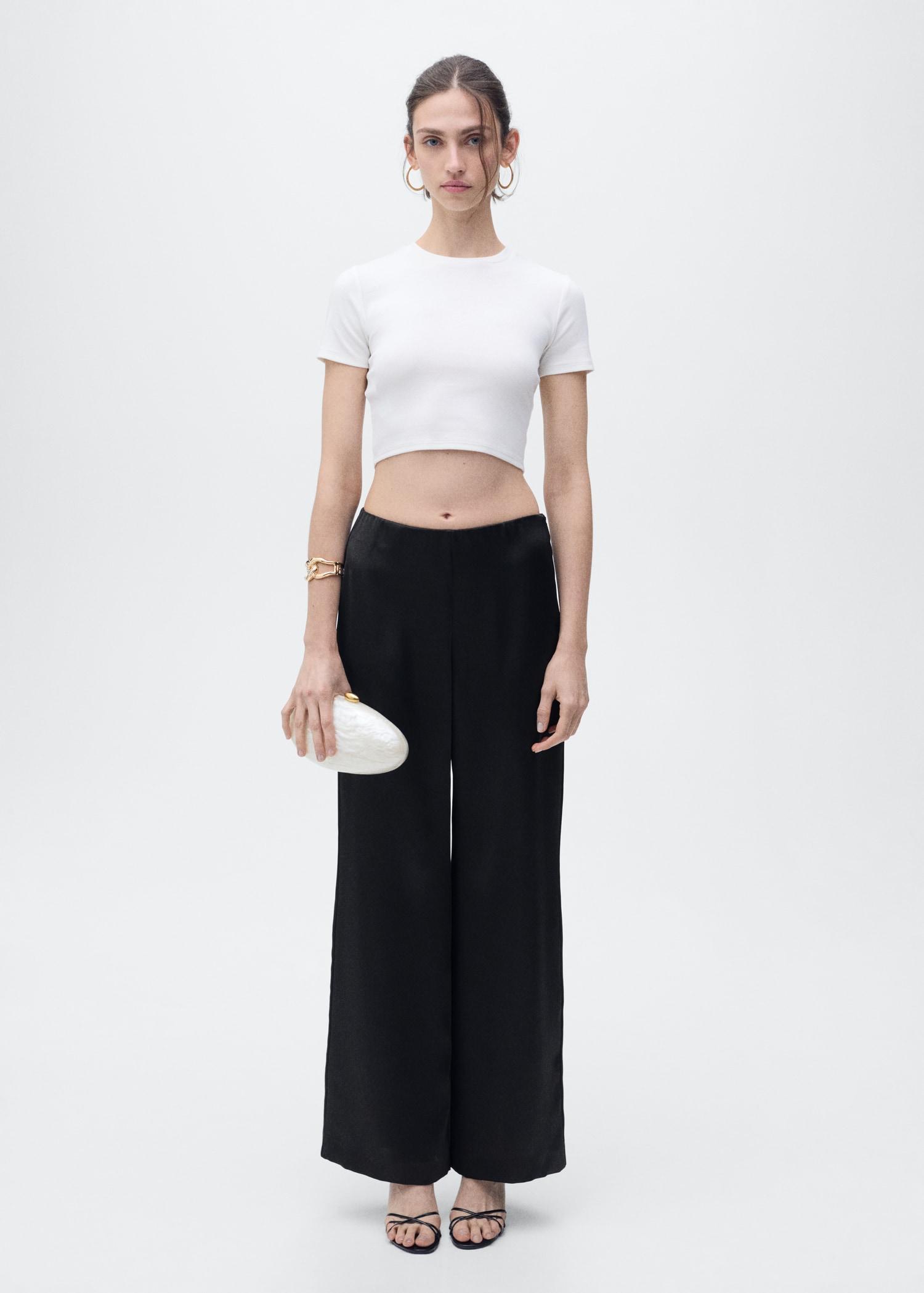 Fitted cropped t-shirt - Women | MANGO USA Product Image