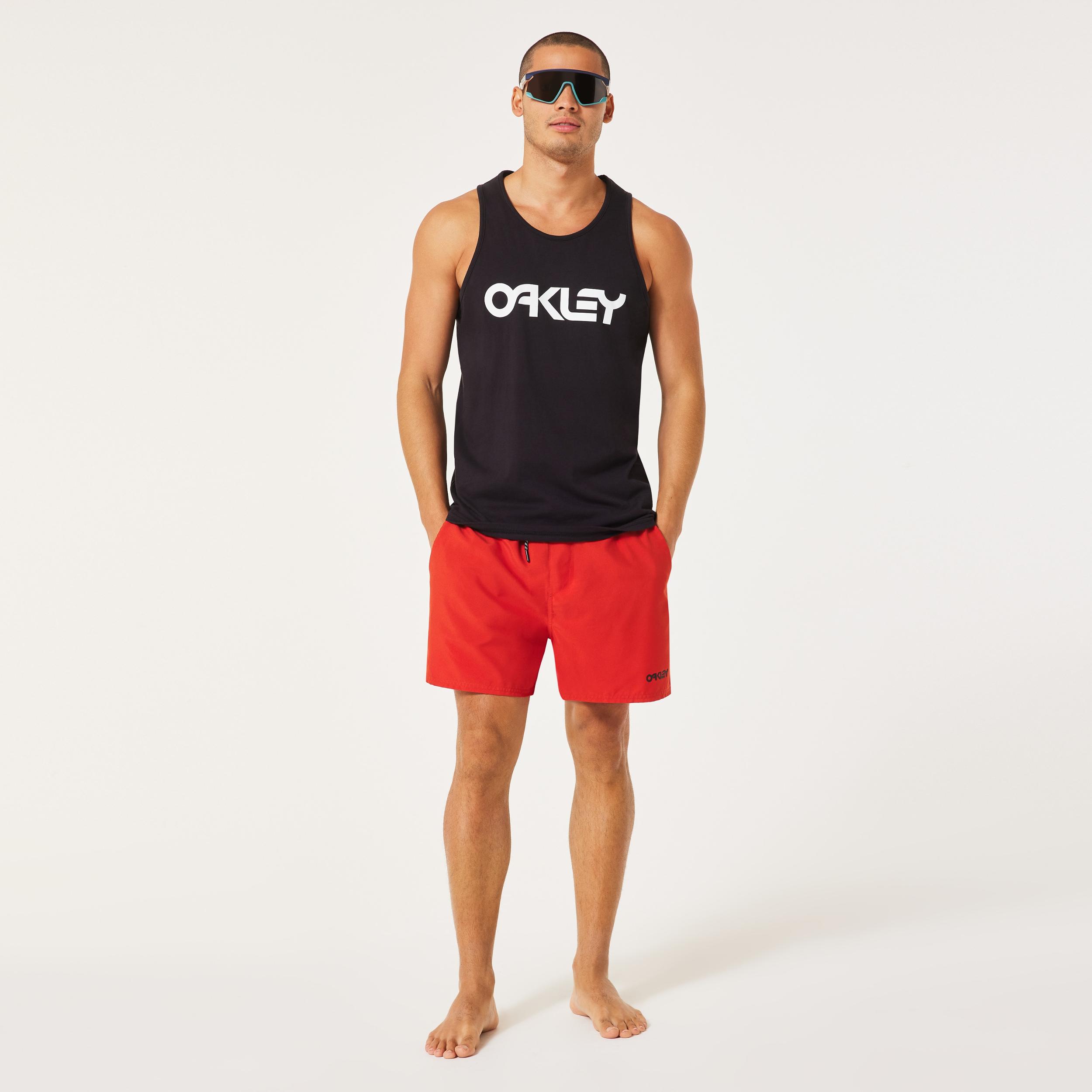 Oakley Mens Beach Volley 16 Beachshort Product Image