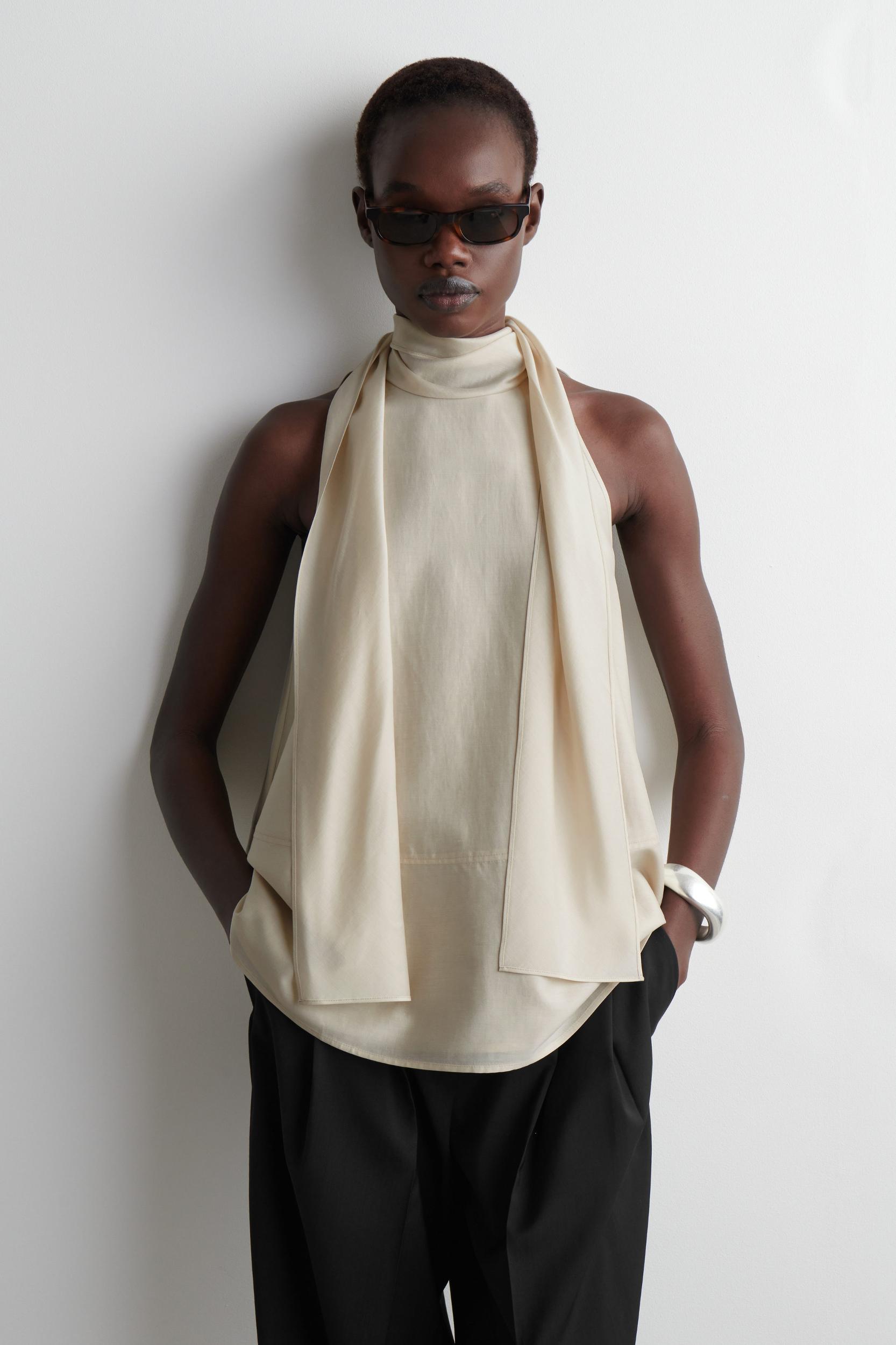 FLUID HALTERNECK TOP Product Image