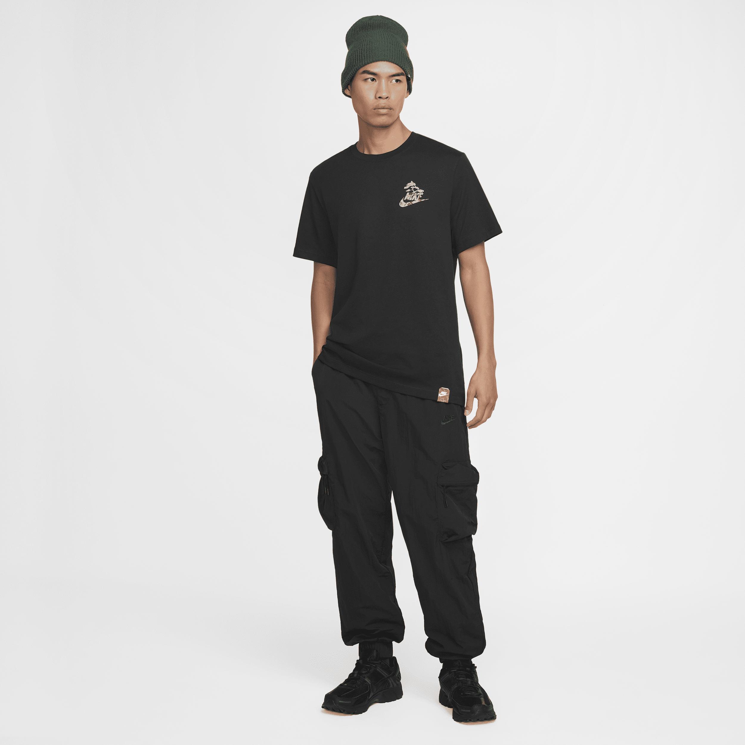 Mens Nike Sportswear Club T-Shirt | FZ7952-010 Product Image