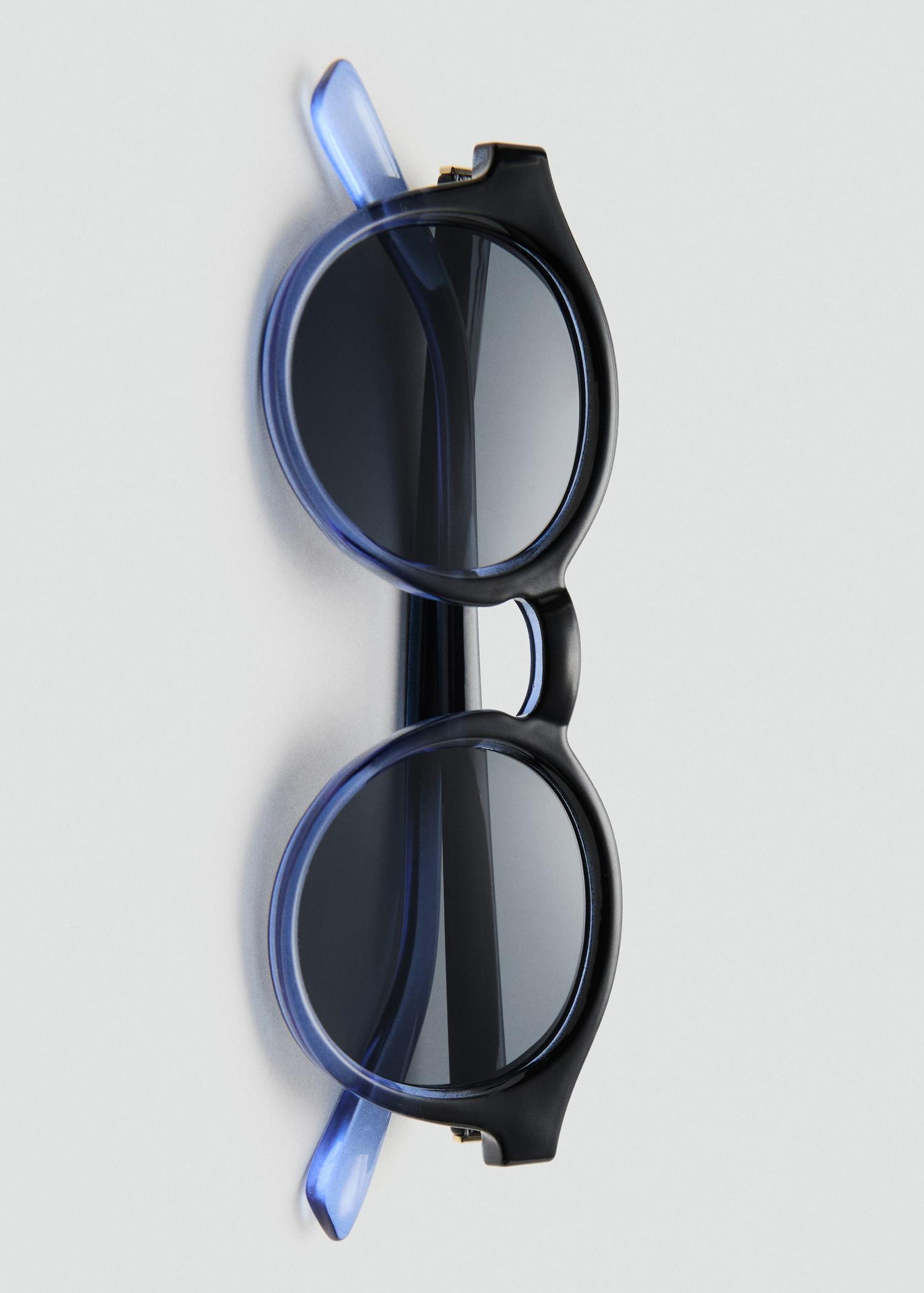 Semi-transparent frame sunglasses - Men | MANGO USA Product Image