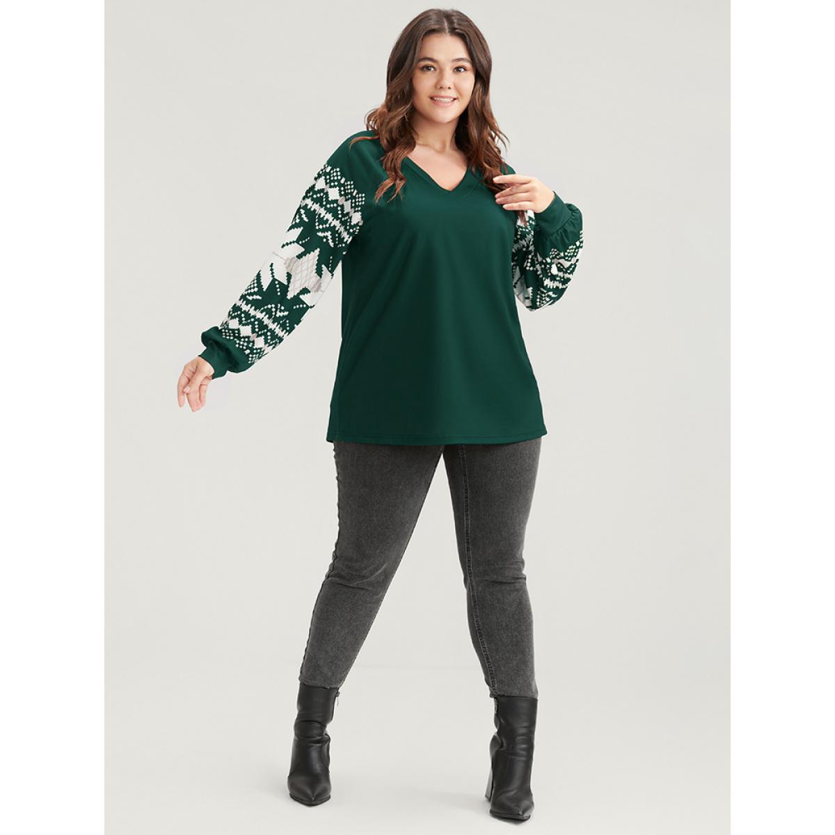 Plus Size Snowflake Print V Neck Drop Shoulder Sweatshirt Women DarkGreen Casual Contrast V-neck Festival-Christmas Sweatshirts BloomChic 26/4X Product Image