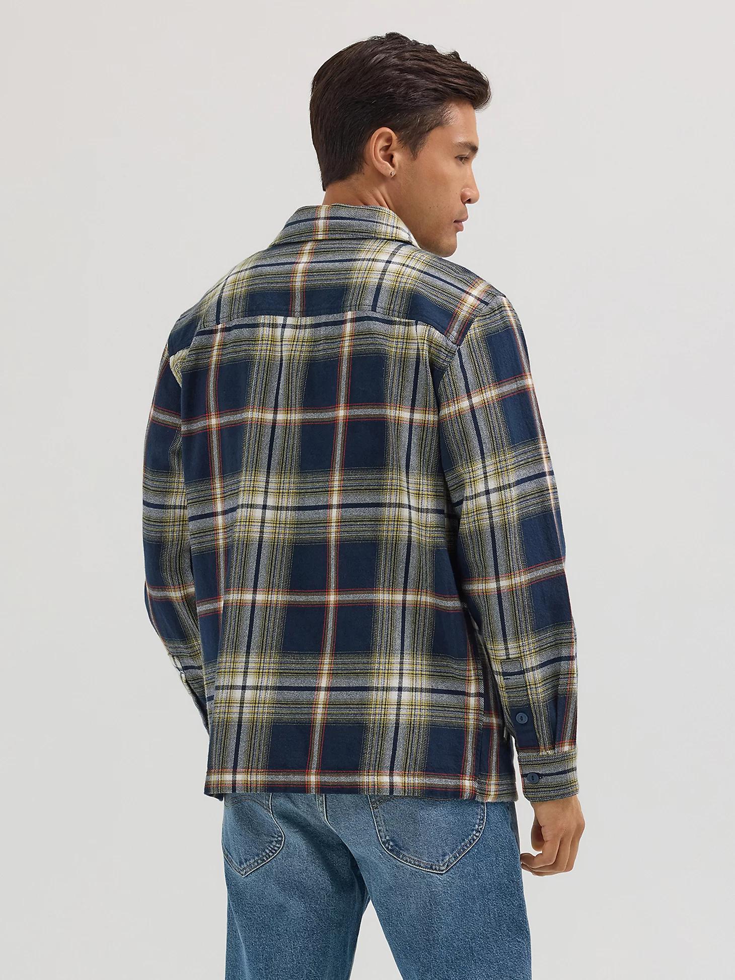 Men's Loose Fit Flap Pocket Plaid Overshirt | Men's Tops & Tees | Lee® Product Image