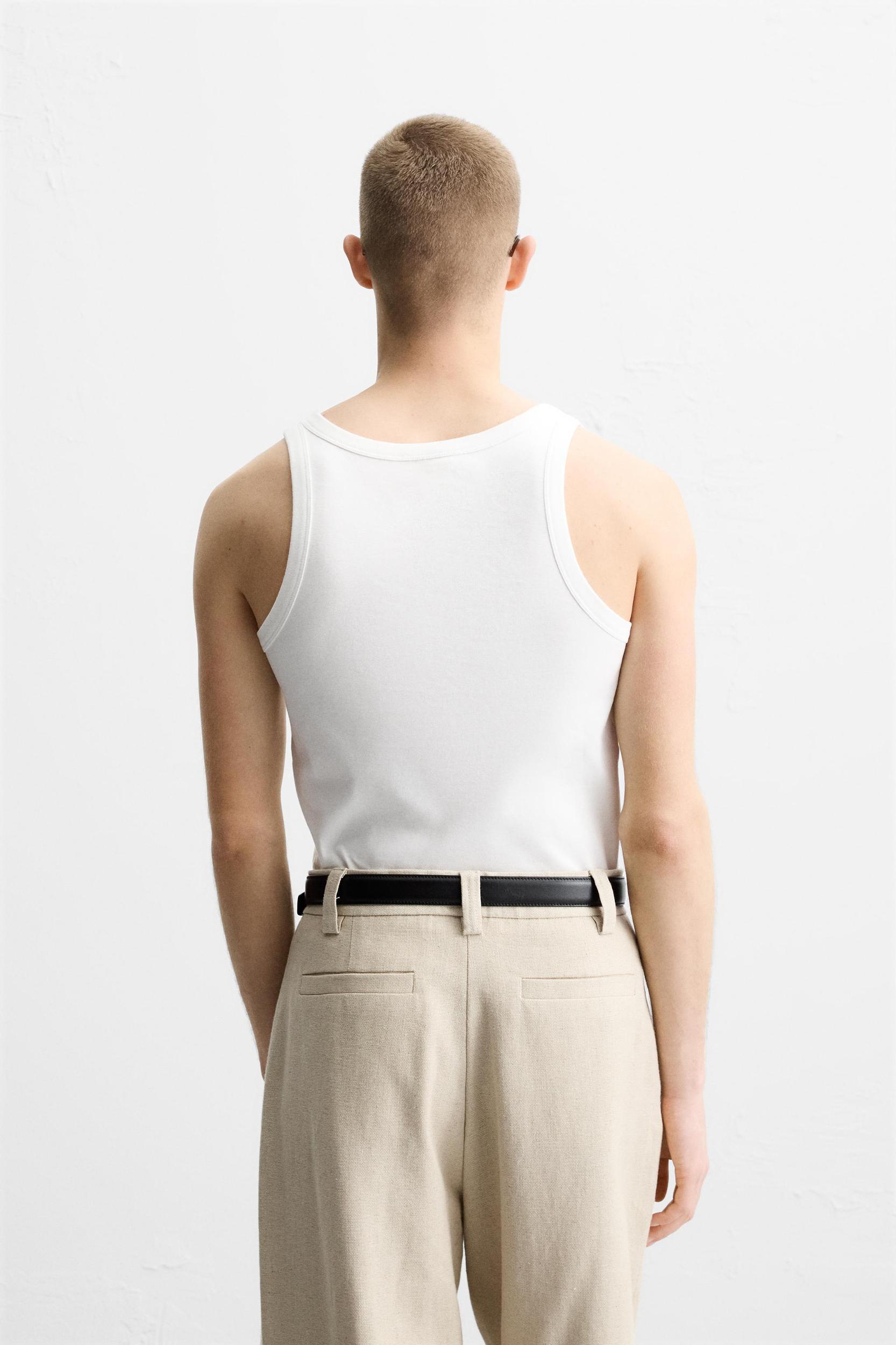 TANK TOP Product Image
