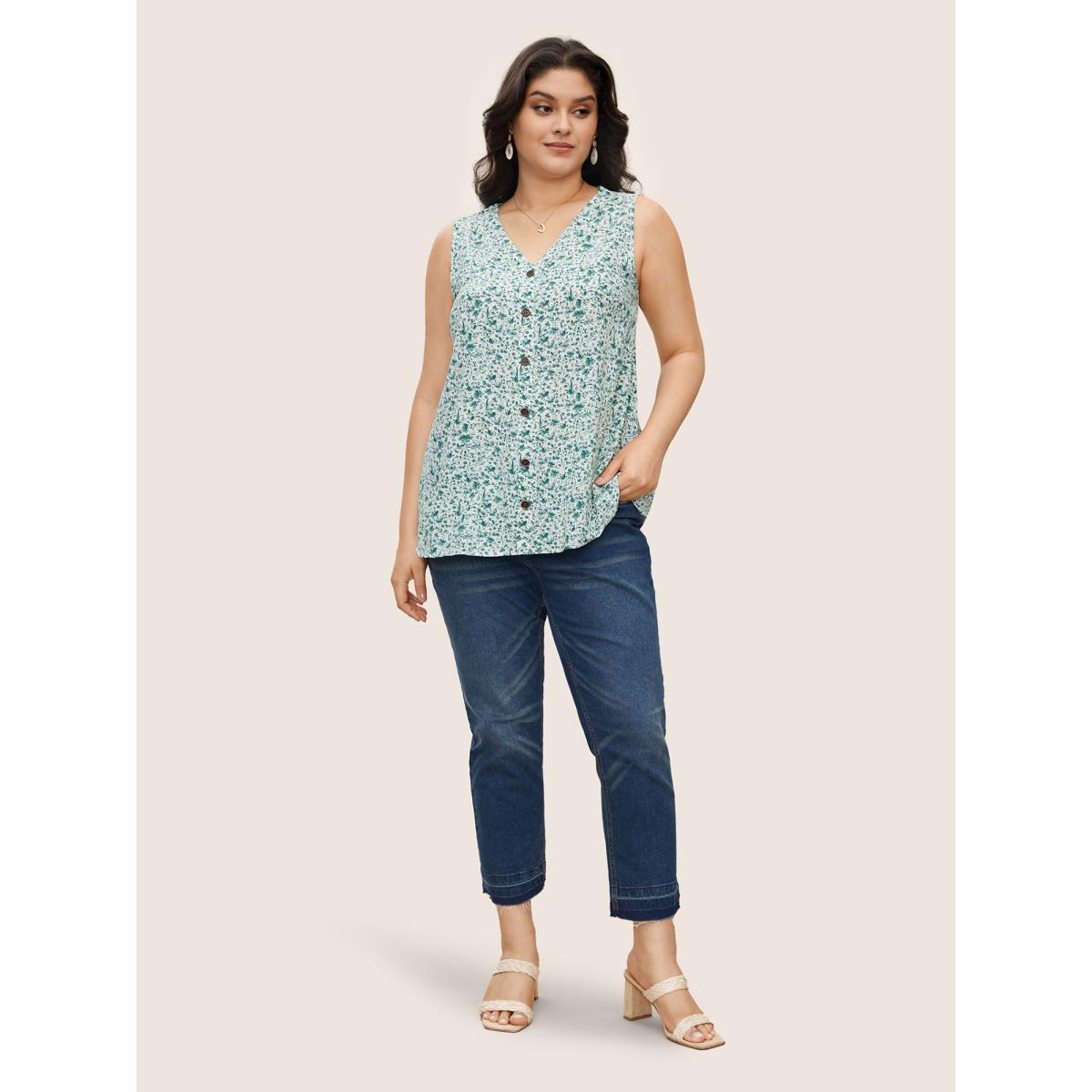Plus Size Ditsy Floral Sleeveless Button Detail Tank Top Women SpringGreen Casual Button V-neck Everyday Tank Tops Camis BloomChic 28/5X Product Image