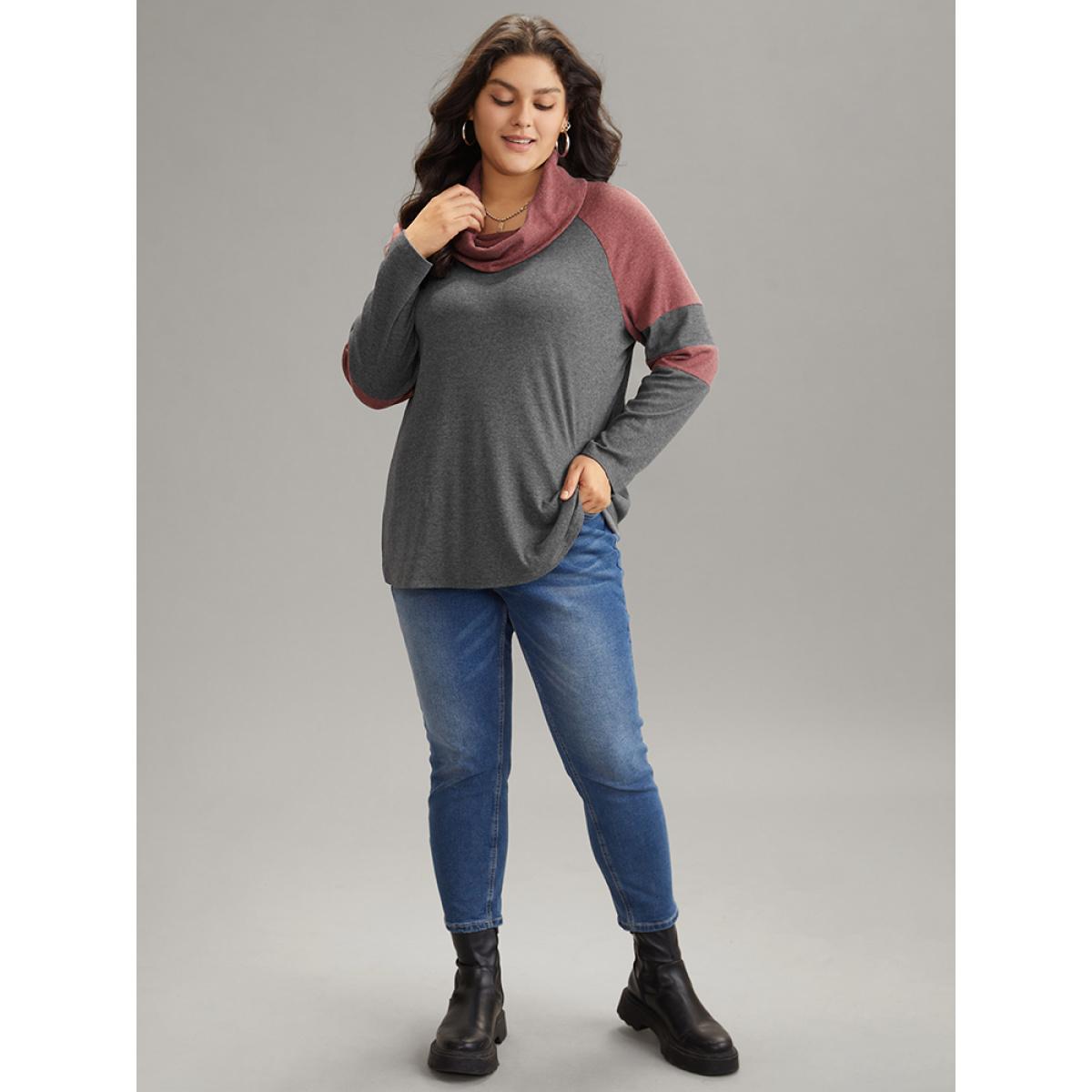 Plus Size Two Tone Cowl Neck Patchwork T-shirt Gray Women Casual Contrast Plain Cowl Neck Dailywear T-shirts BloomChic 30/6X Product Image