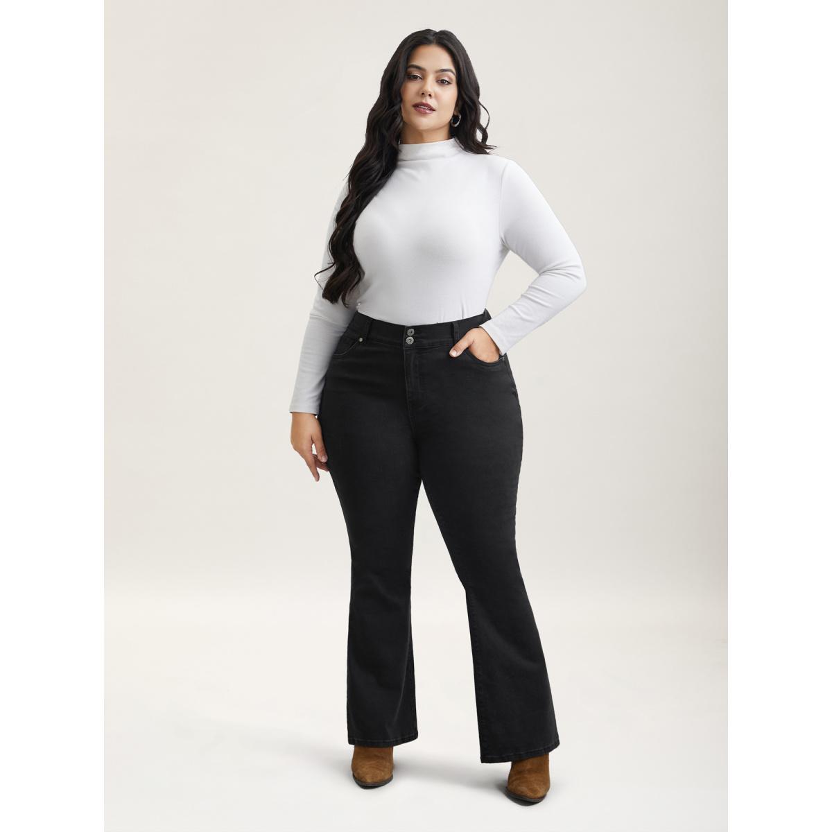 Plus Size Buttons Mid-Rise Curvy Skinny-Fit Jeans Women Denimblack Timeless Button Medium stretch Slanted pocket Jeans BloomChic 14/1X Product Image