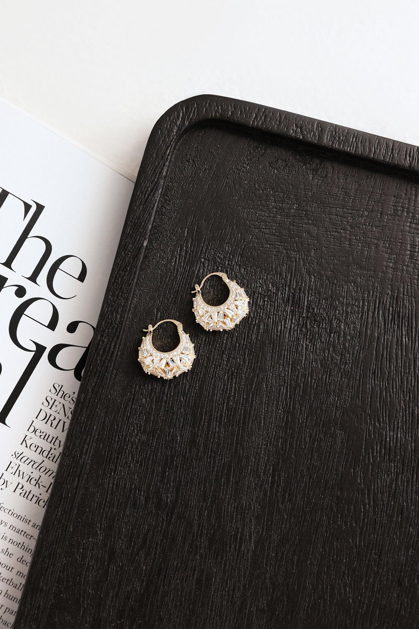 Chic By Design Earrings Gold Product Image