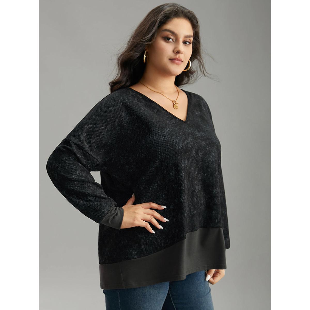 Plus Size Colorblock Waffle Knit Patchwork T-shirt DimGray Women Casual Waffle Knit Patchwork Round Neck Dailywear T-shirts BloomChic 22-24/3X Product Image