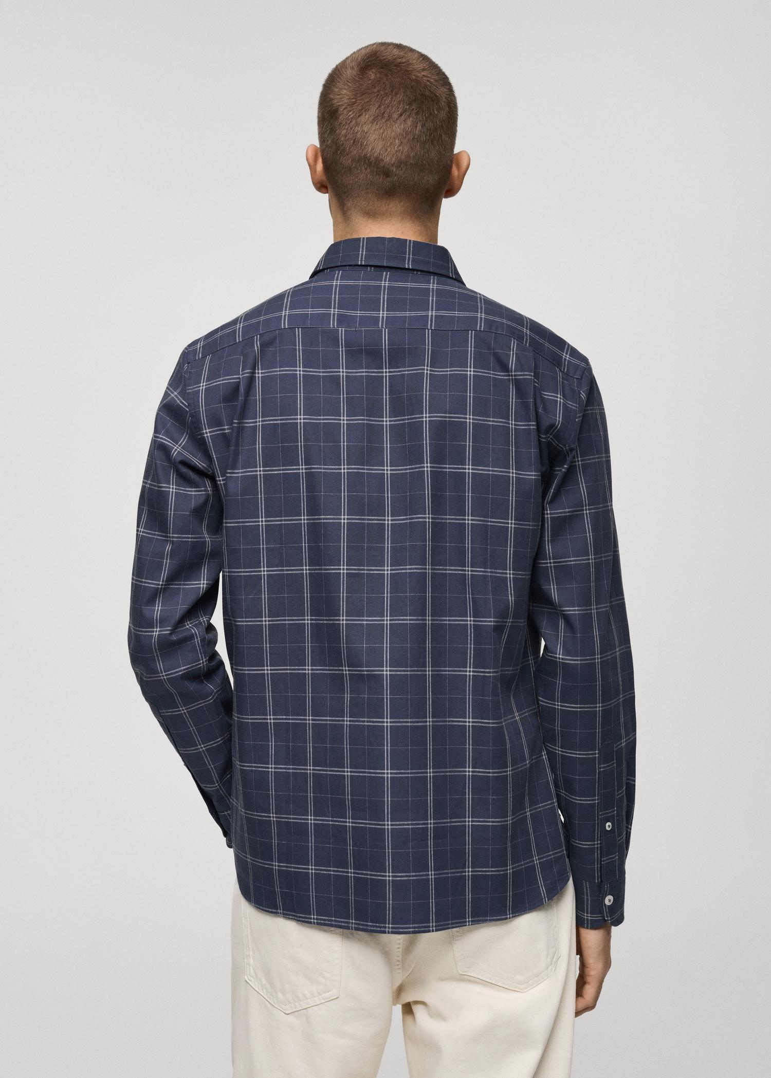 Regular fit check cotton shirt - Men | MANGO USA Product Image