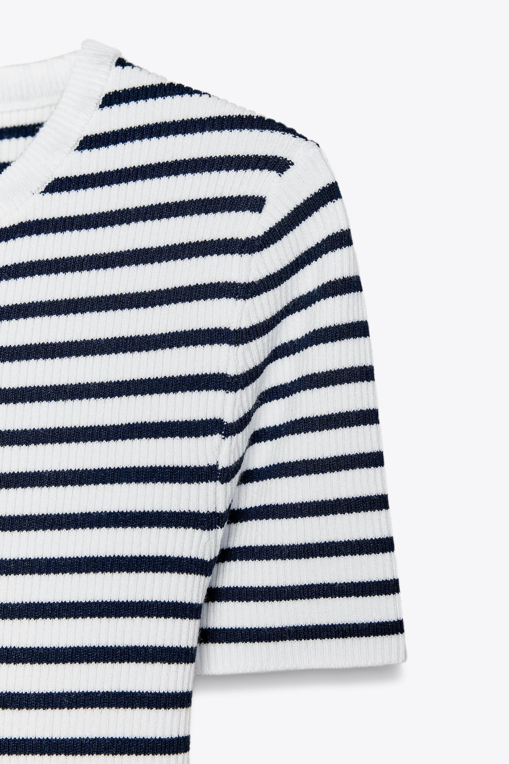 SHORT SLEEVE STRIPED KNIT TOP Product Image