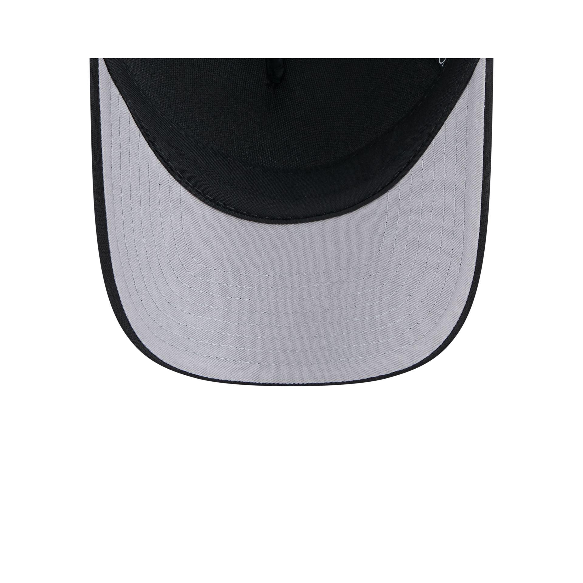 New York Yankees Gradient Raceway 9FORTY M-Crown A-Frame Trucker Hat Male Product Image