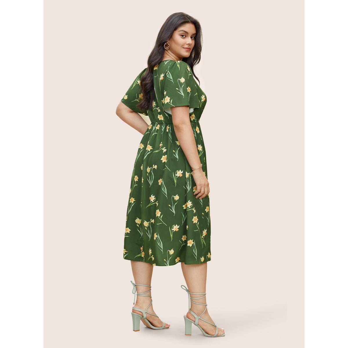 Plus Size Floral Print Gathered Elastic Waist Midi Dress Moss Women Elegant Non Round Neck Short sleeve Curvy Midi Dress BloomChic 10/M Product Image