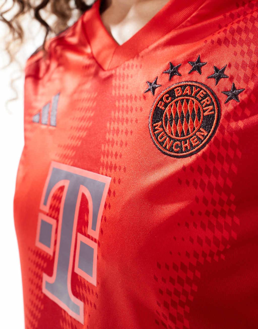 adidas FC Bayern Munich 24/25 home jersey in red Product Image