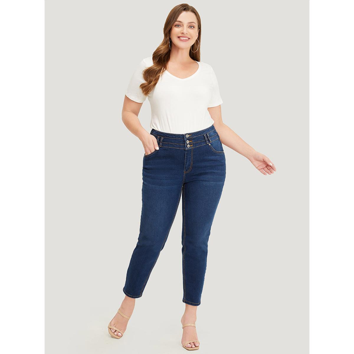 Levi's® Boys' Box Tab Graphic Logo Jogger Pants - Red 4 Product Image