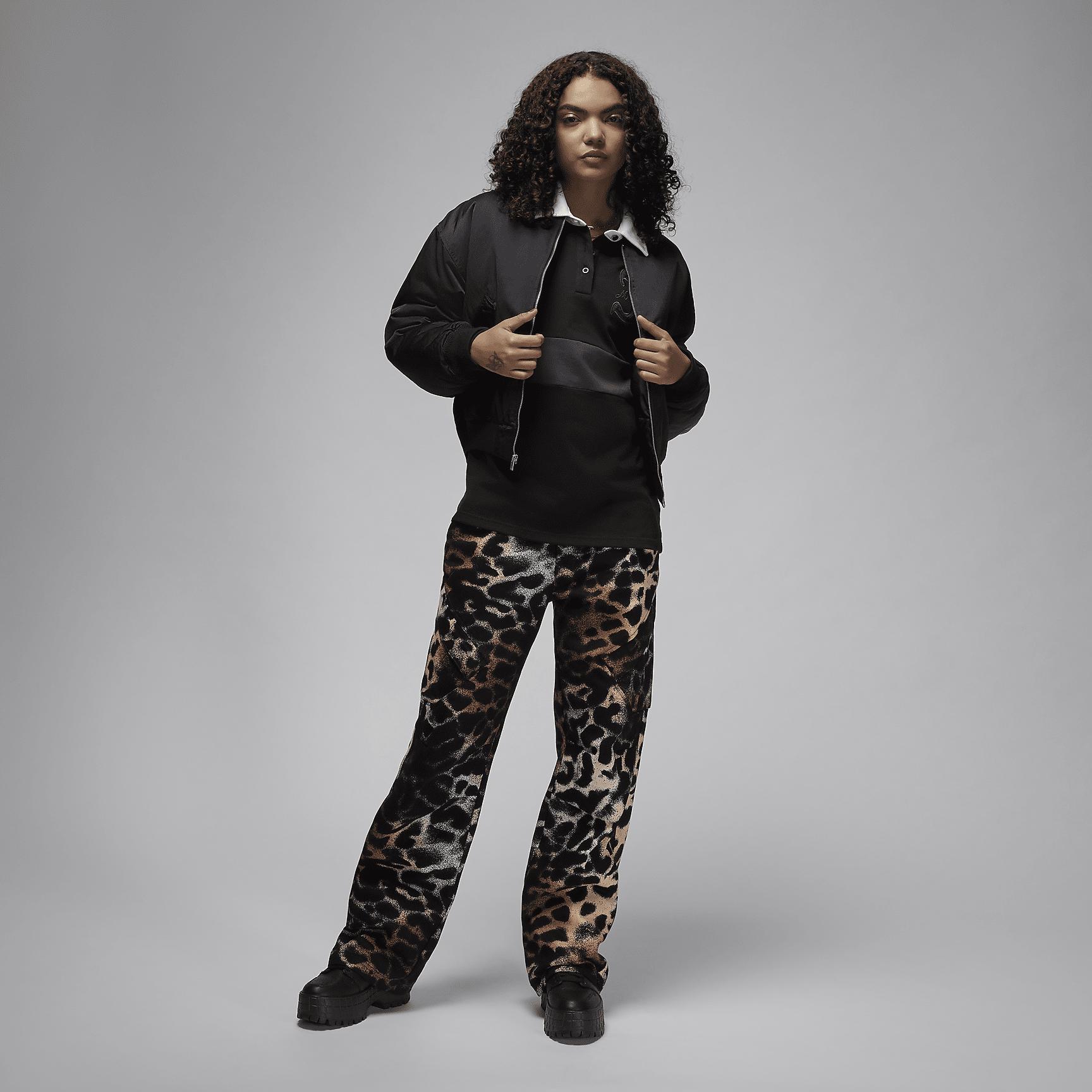 Womens Air Jordan 1 Brooklyn Boots | FJ5737-001 Product Image