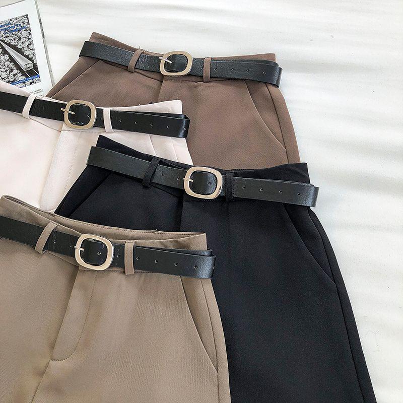 Plain High-Waist Shorts With Belt Product Image