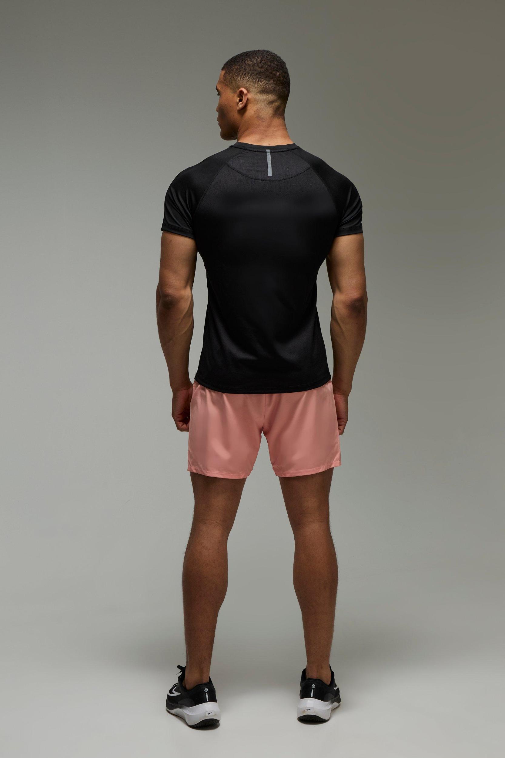Man Active Running Regular Fit Mesh T-shirt | boohooMAN USA Product Image