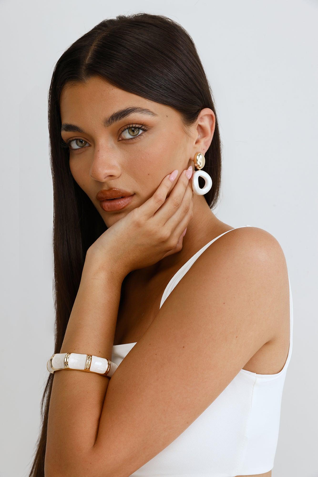 Believe In Me Bangle Gold Product Image