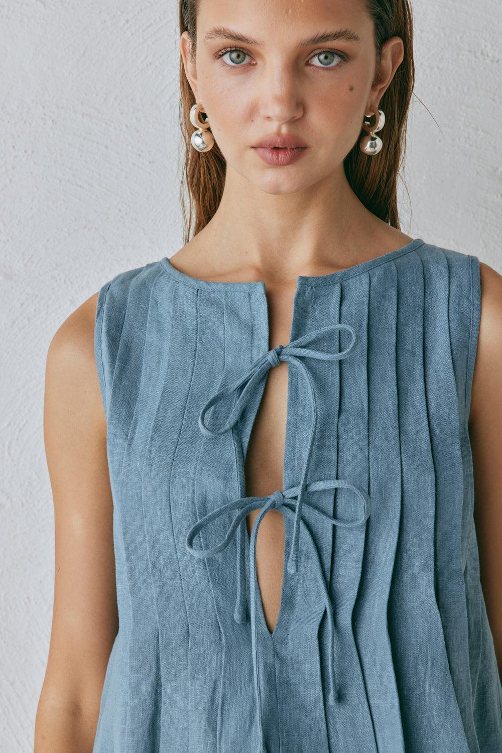 Valeria Linen Top Lake Product Image