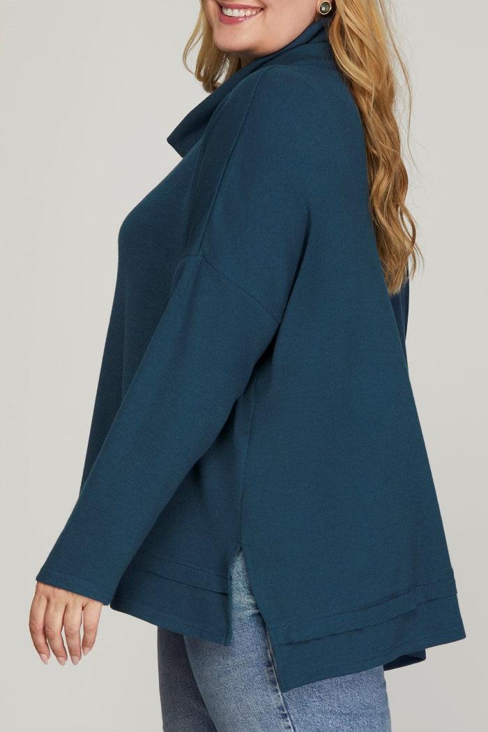 Kayla Top Curvy Product Image