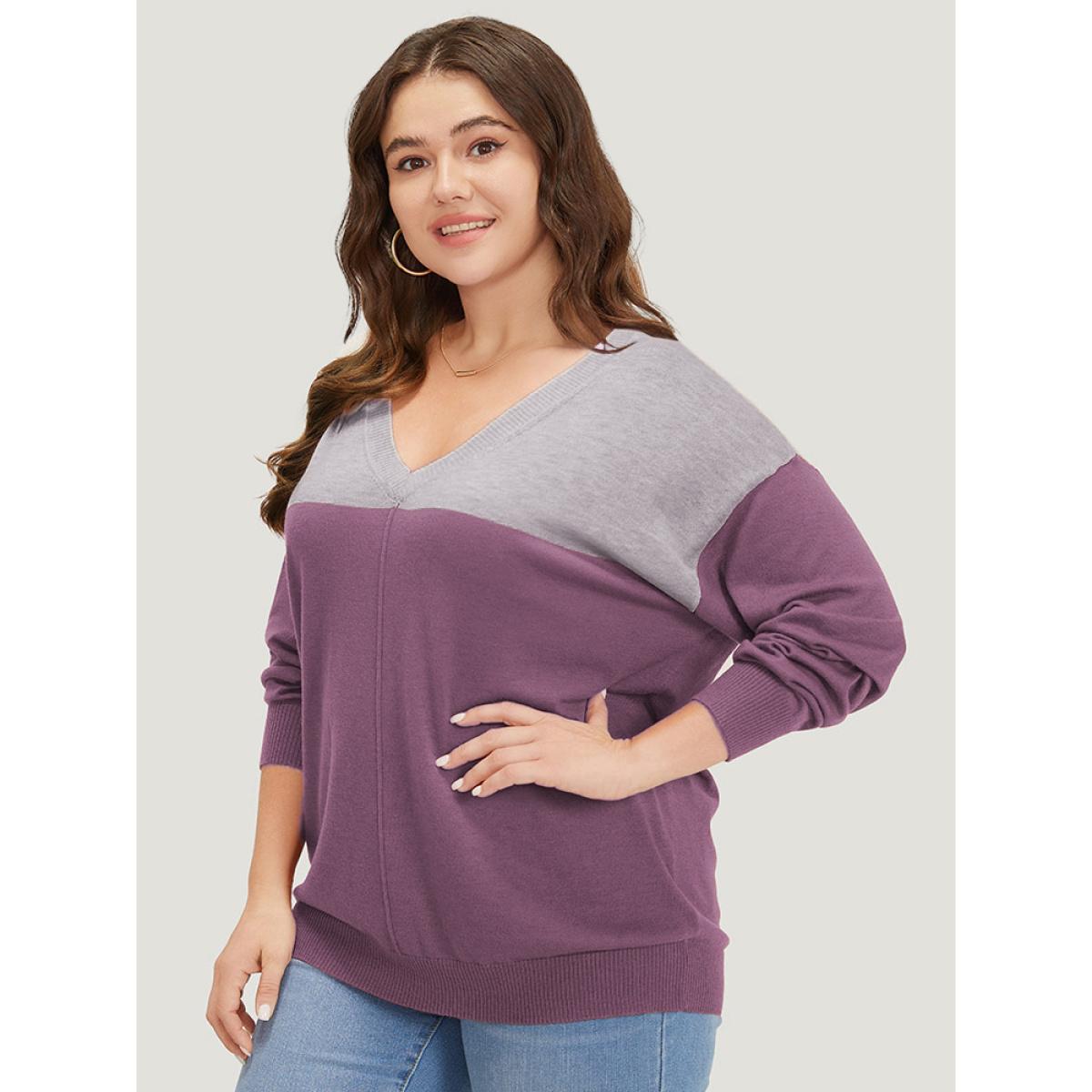 Plus Size Supersoft Essentials Colorblock Two Tone Patchwork V Neck Pullover Mauve Women Casual Loose Long Sleeve V-neck Dailywear Pullovers BloomChic 30/6X Product Image