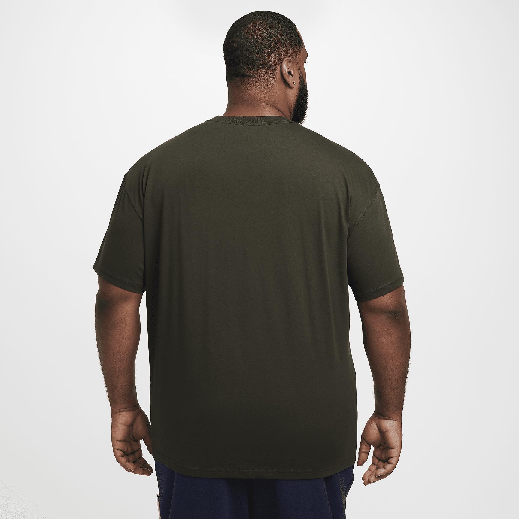 Nike Men's Max90 Basketball T-Shirt Product Image