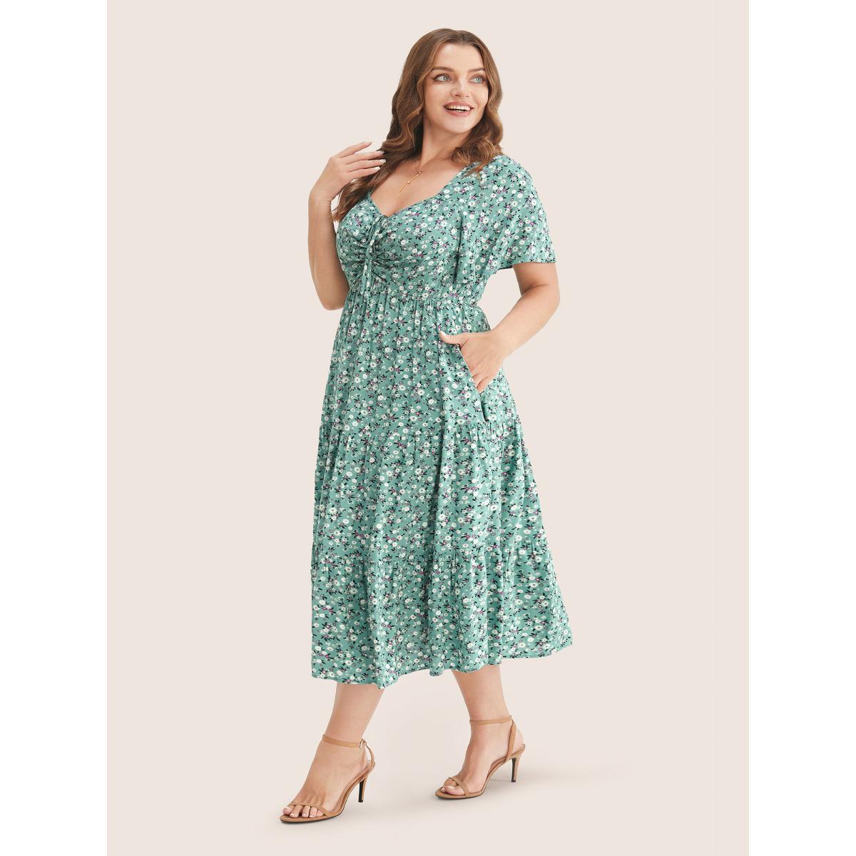 Plus Size Ditsy Floral Sweetheart Drawstring Pocket Tiered Dress Mint Women Timeless Non V-neck Short sleeve Curvy Midi Dress BloomChic 12/L Product Image