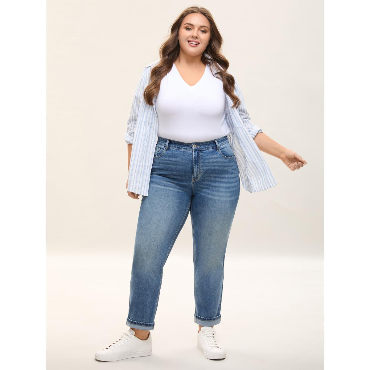Plus Size Classic Cut Boyfriend Jeans Women Denimblue Leisure Button Medium stretch Slanted pocket Jeans BloomChic 30/6X Product Image