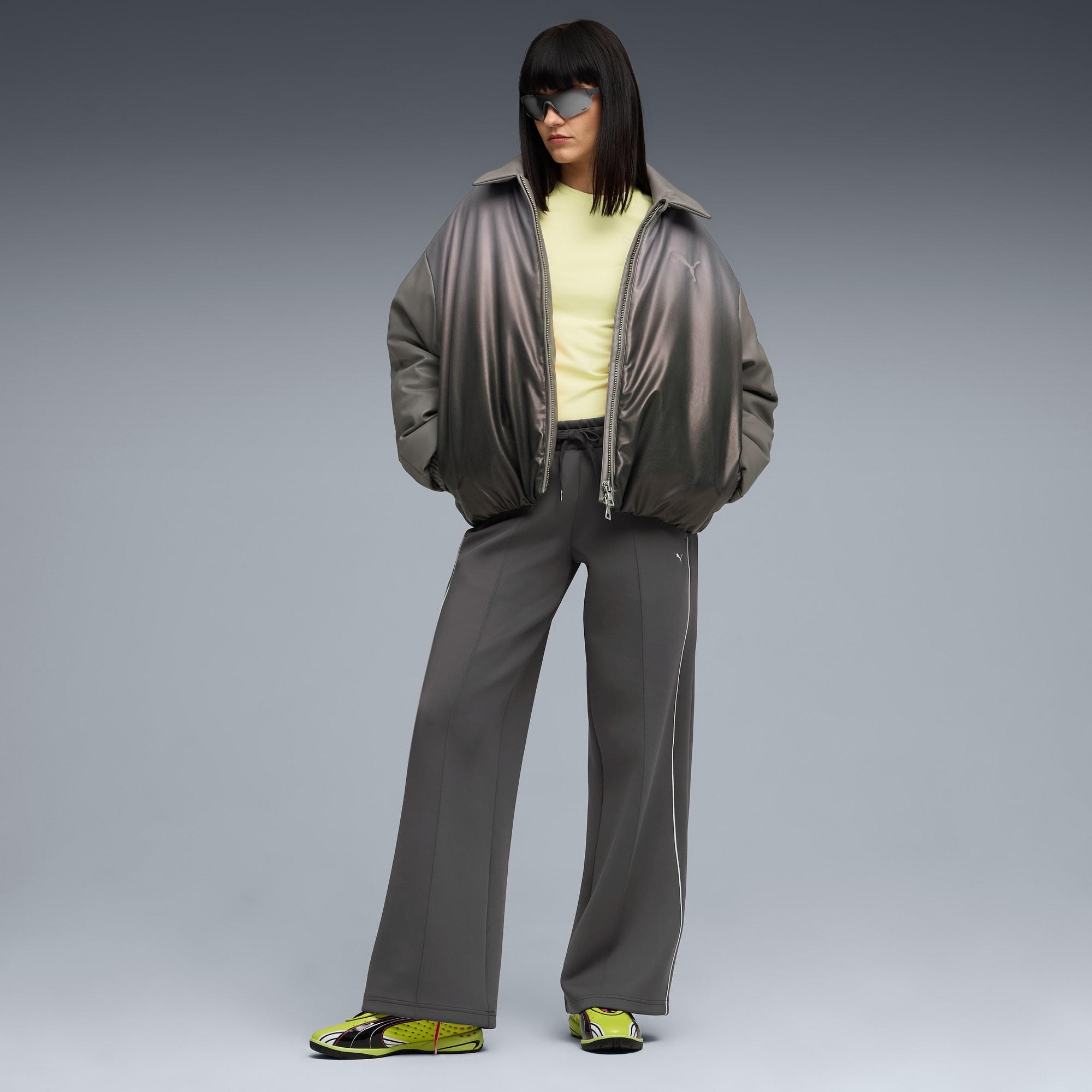 T7 Track Pants Women Product Image