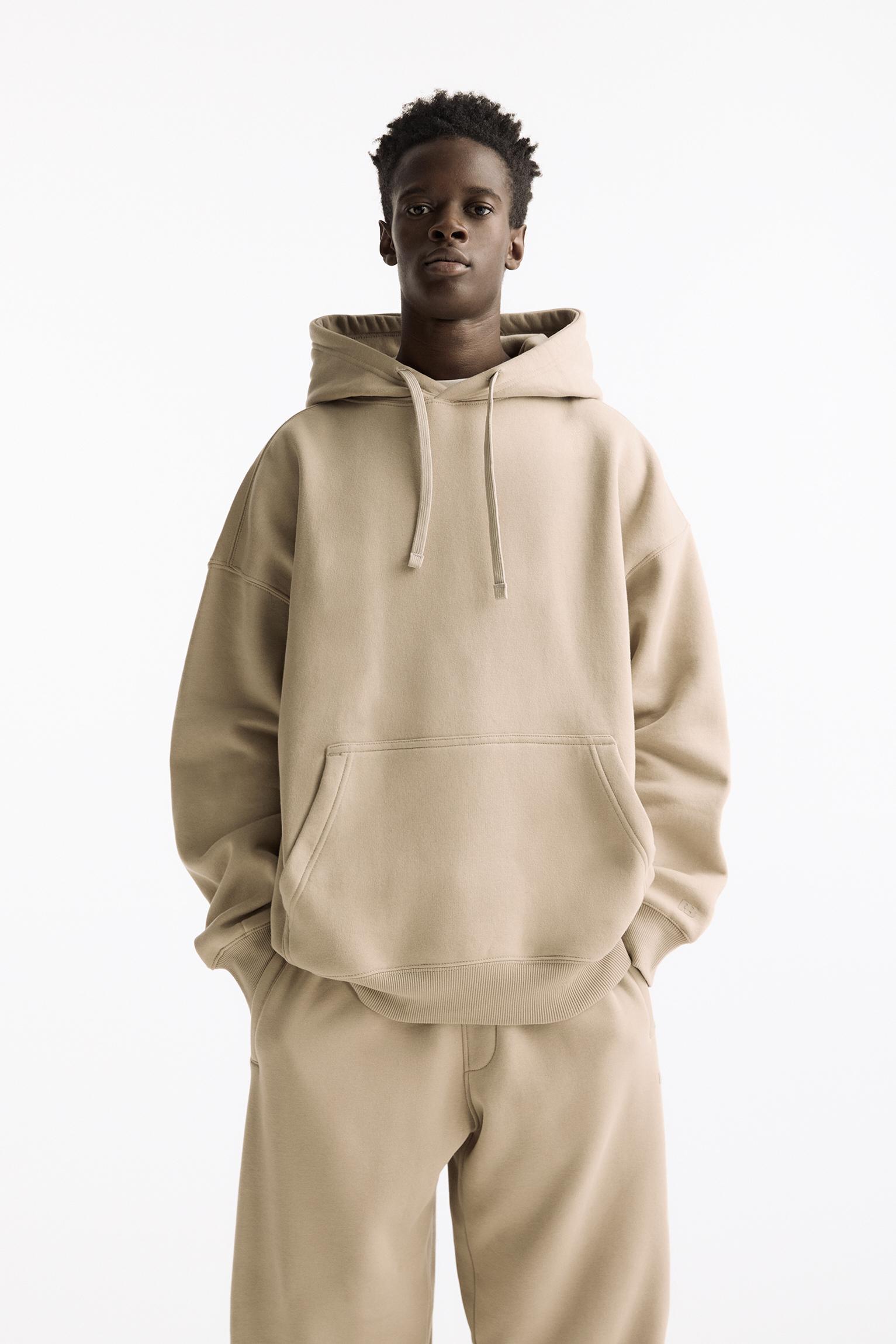 Hoodie and tracksuit sweatpants pack Product Image