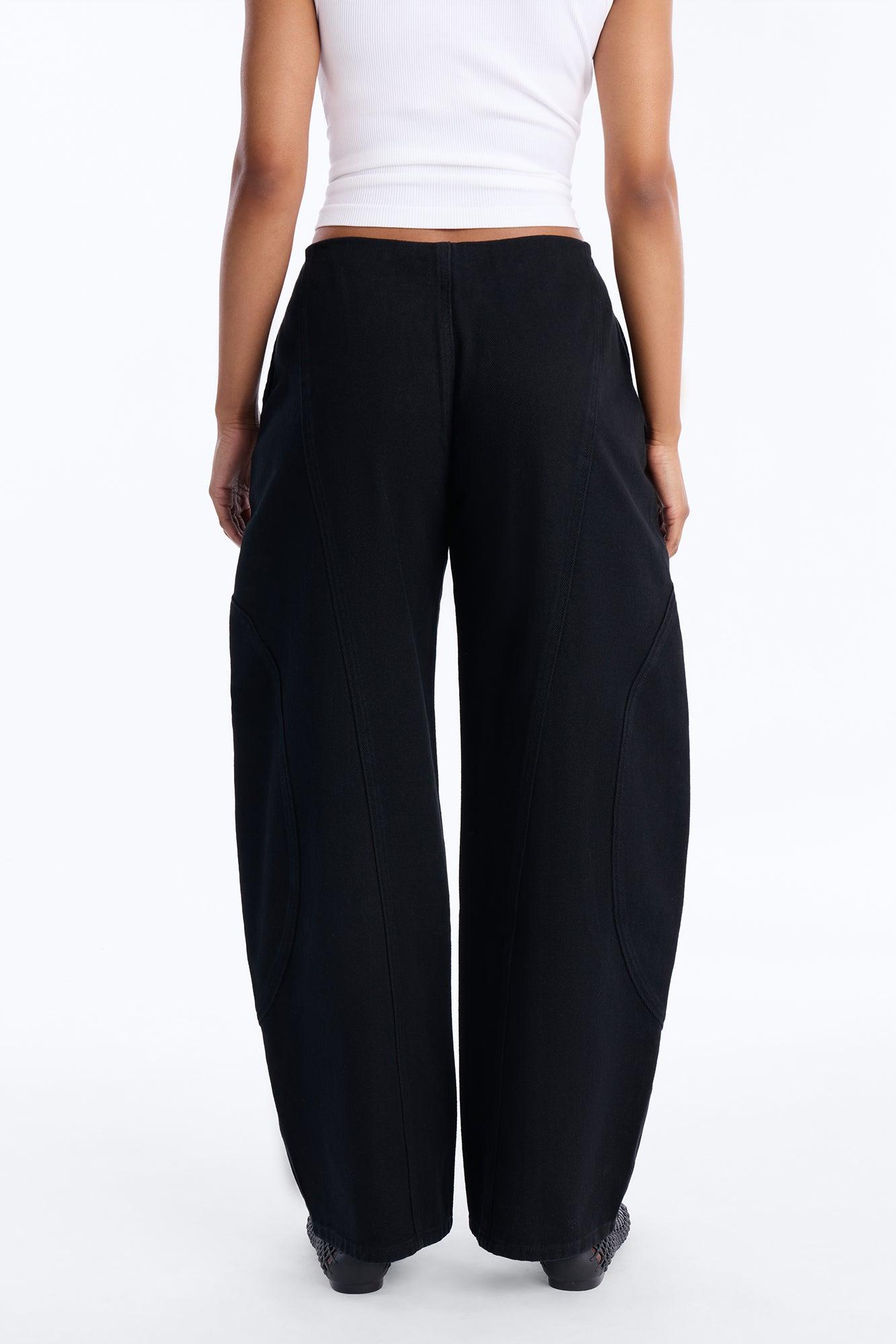 Maliah Low Rise Twill Barrel Leg Pants - Black Female Product Image