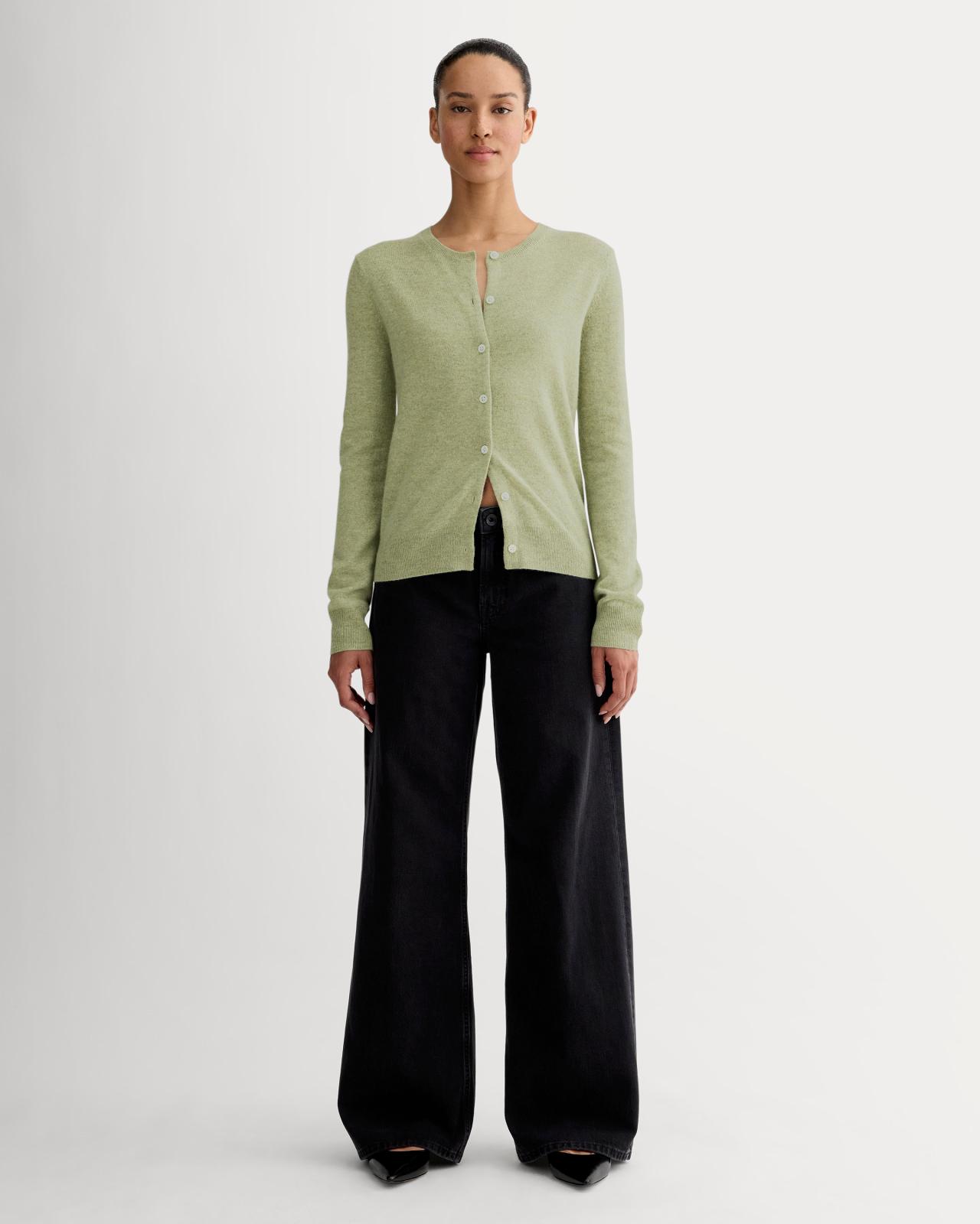 The Classic Cardigan in Cashmere Product Image