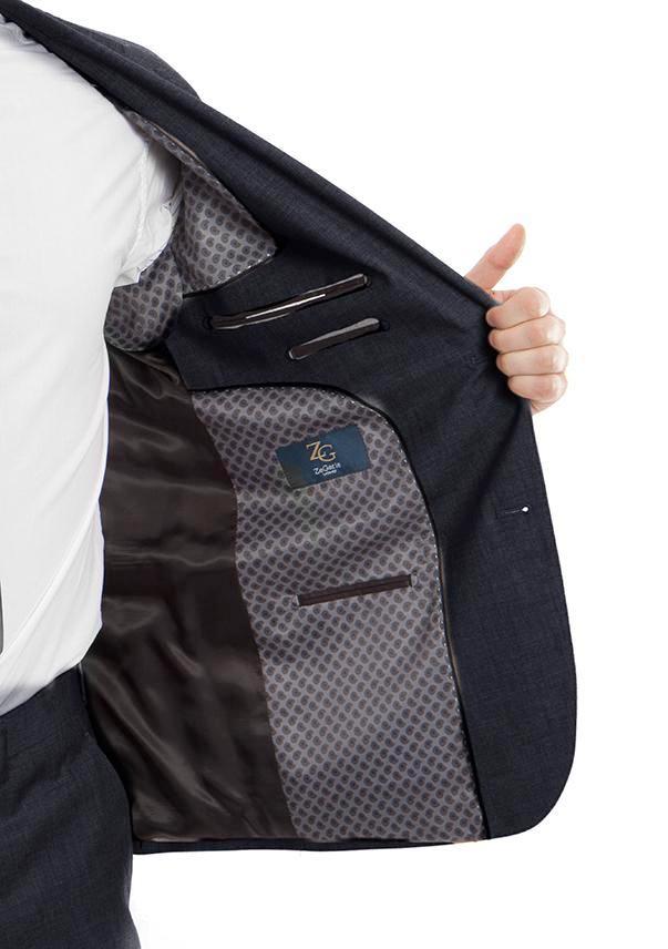 Arezzo Collection - 100% Wool Suit Modern Fit Italian Style 2 Piece in Navy Product Image