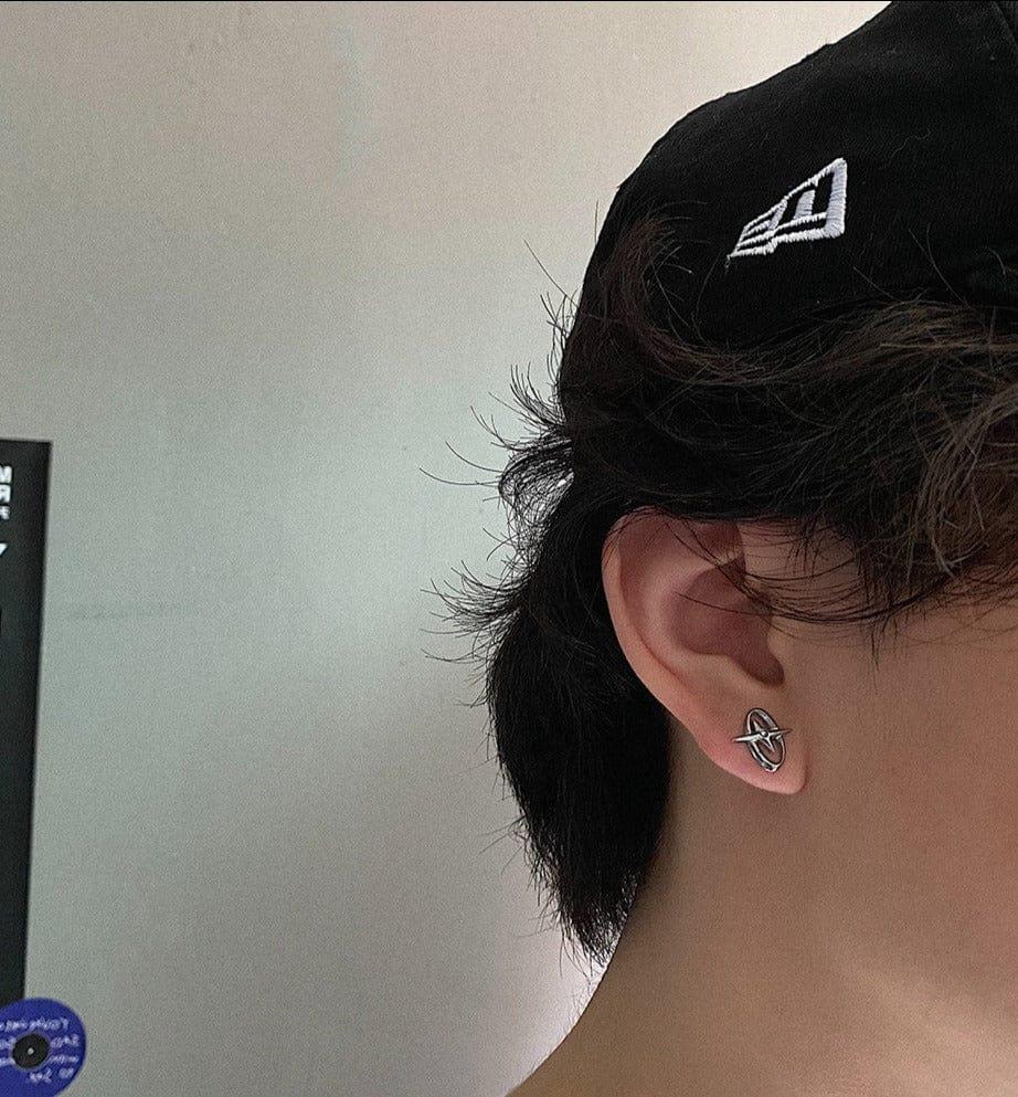 STAR CROSS EARRING Product Image