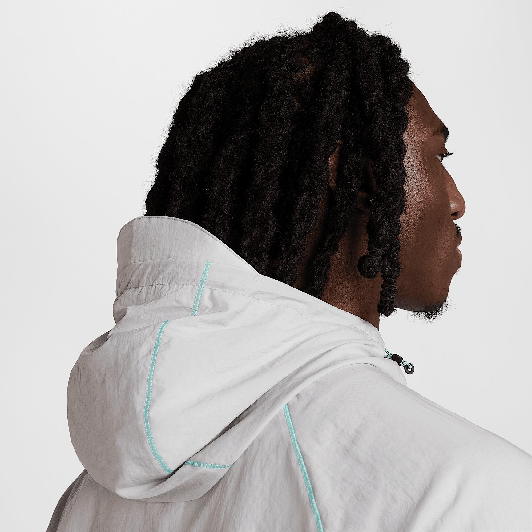 Nike Men's Strike+ Water-Repellent Hooded Soccer Jacket Product Image