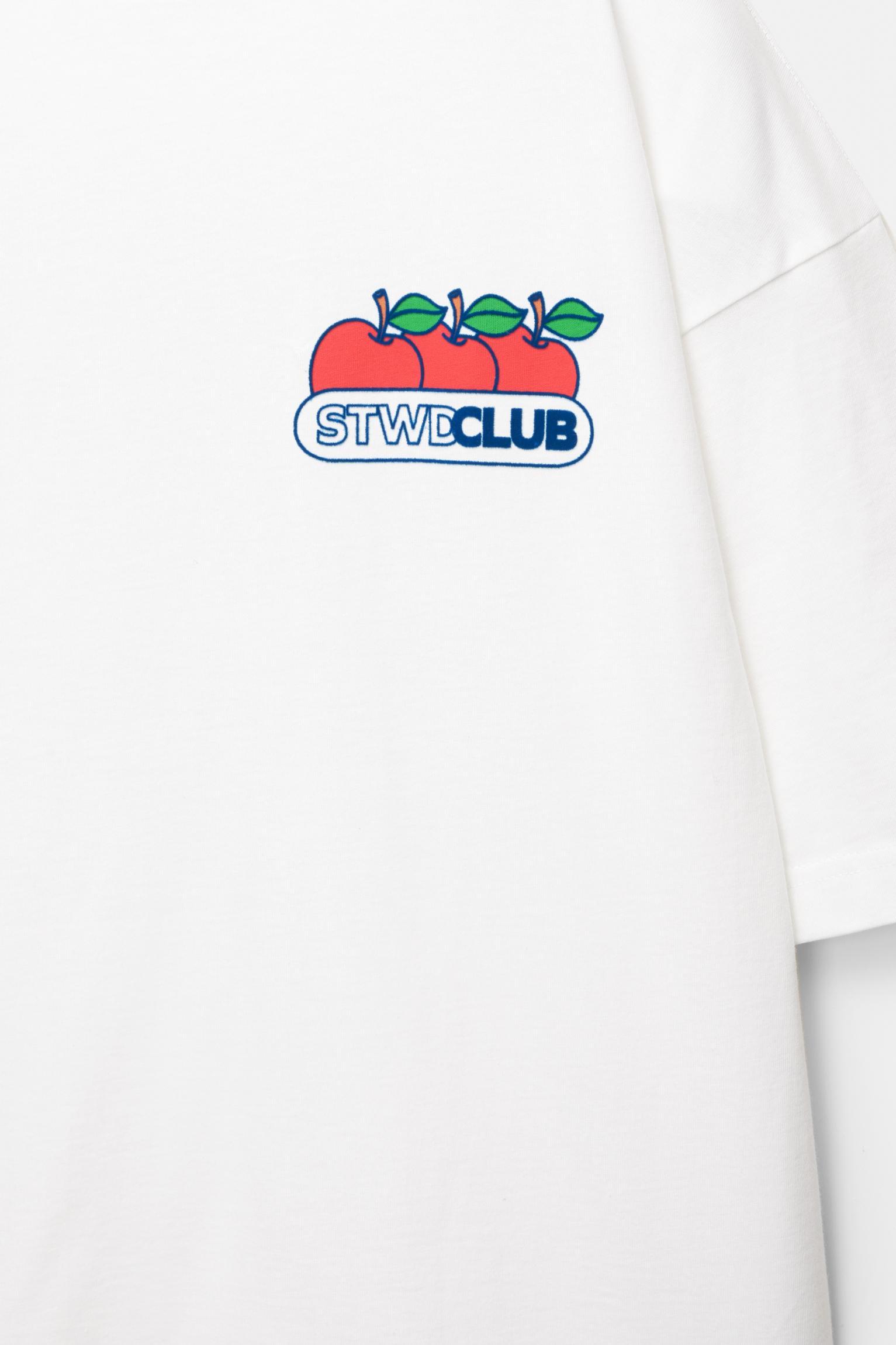 STWD T-shirt with an apple graphic Product Image