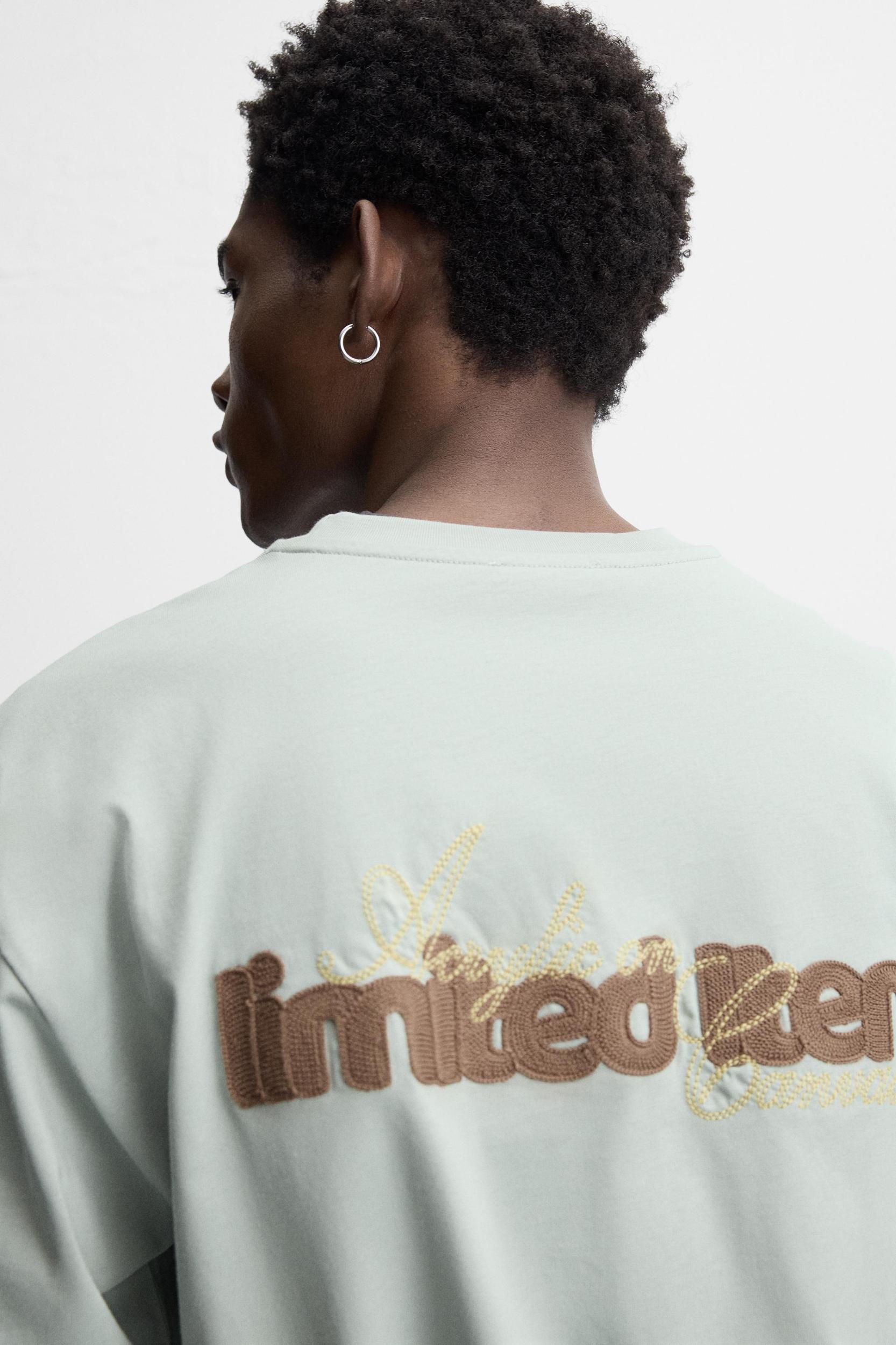 EMBROIDERED TEXT SHIRT Product Image