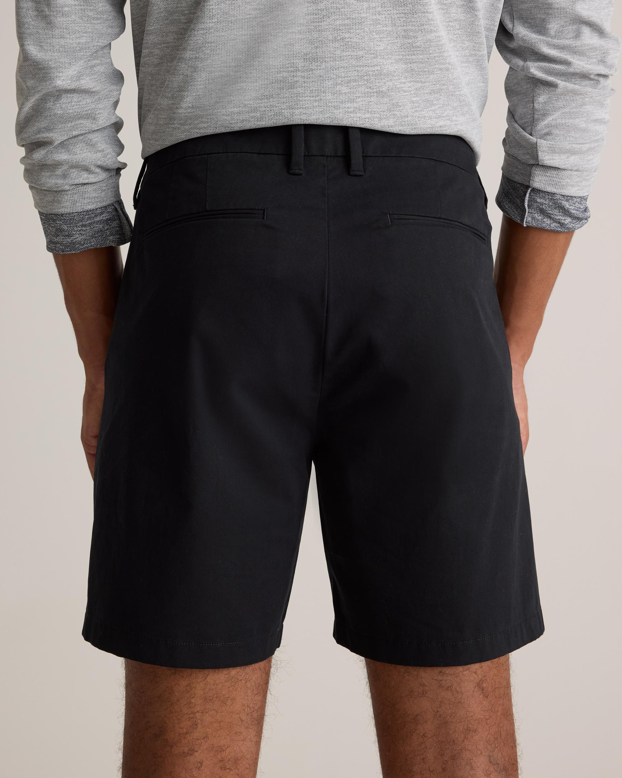 Quince | Men's Classic Stretch Chino Shorts 7" Organic Cotton Product Image