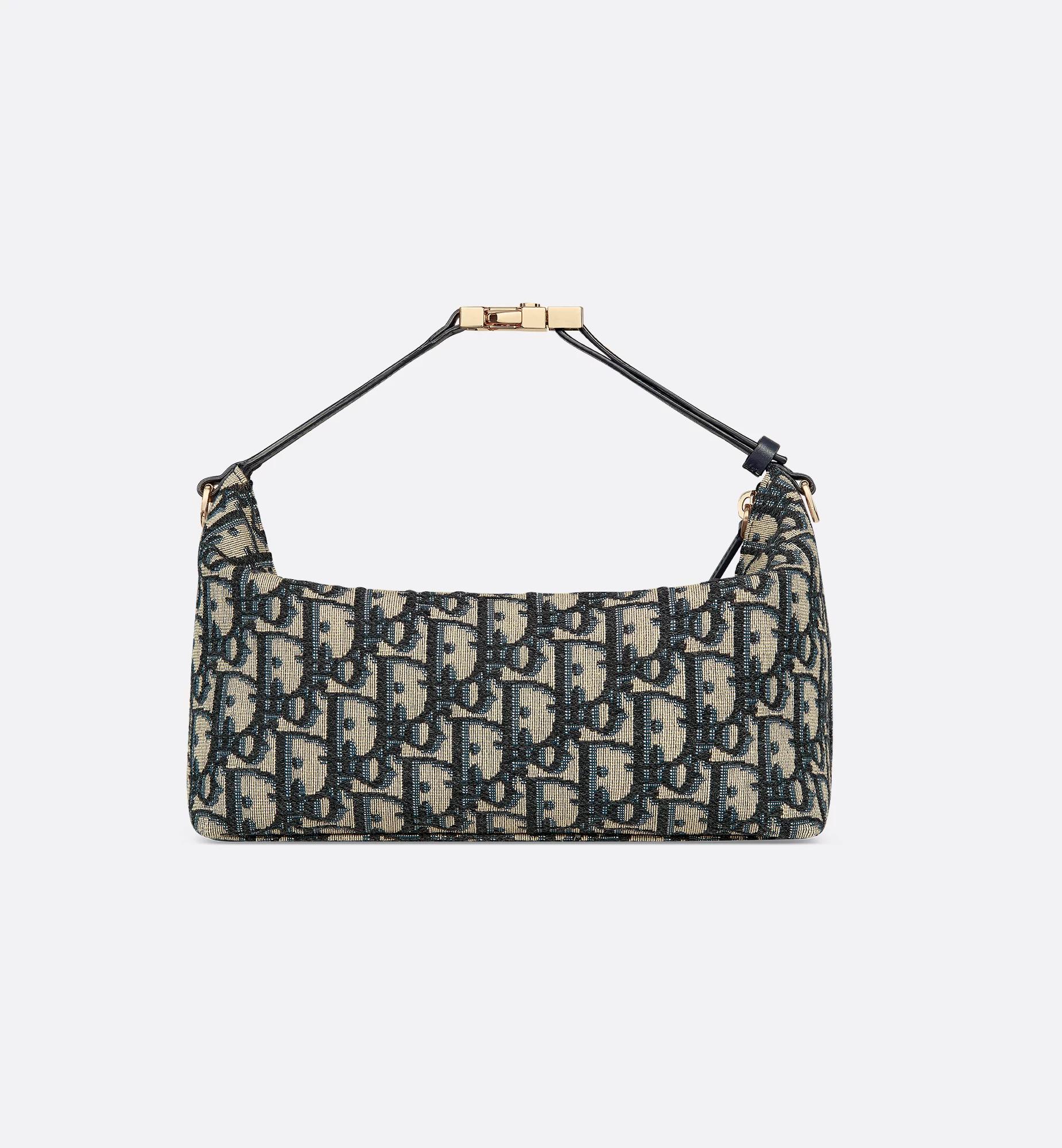 Medium DiorTravel Nomad Pouch Product Image