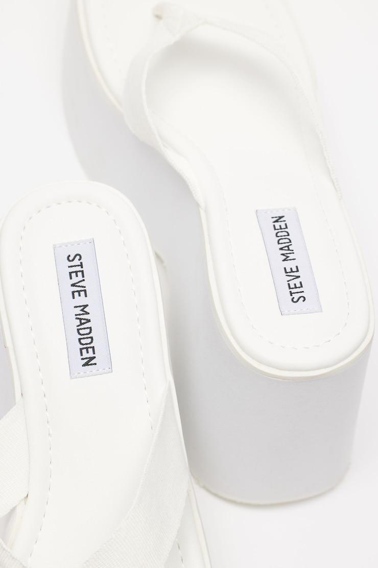 STEVE MADDEN Gwen Platform Sandal Product Image