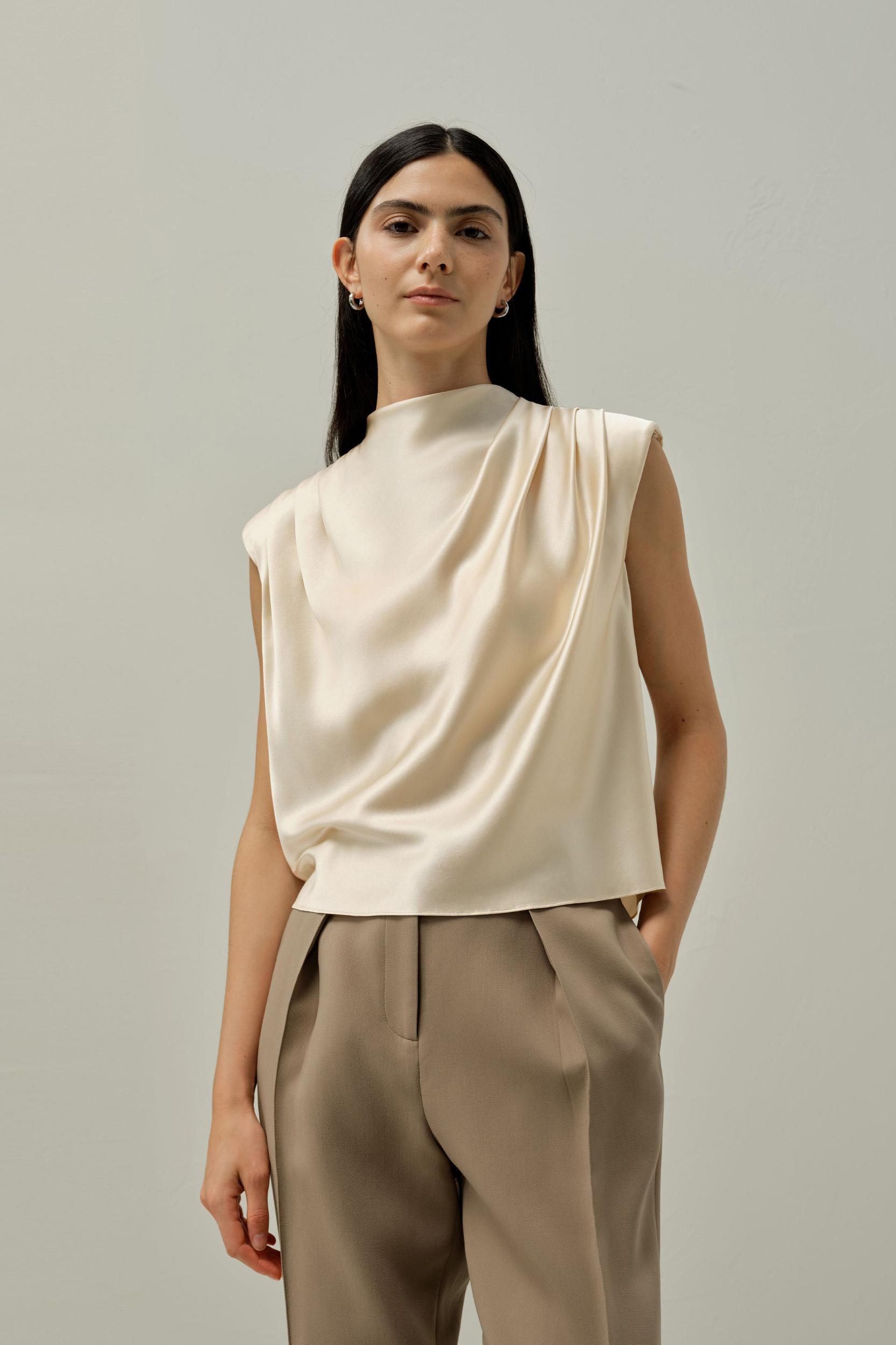 LILYSILK X LYDIA TOMLINSON Grace Top Product Image