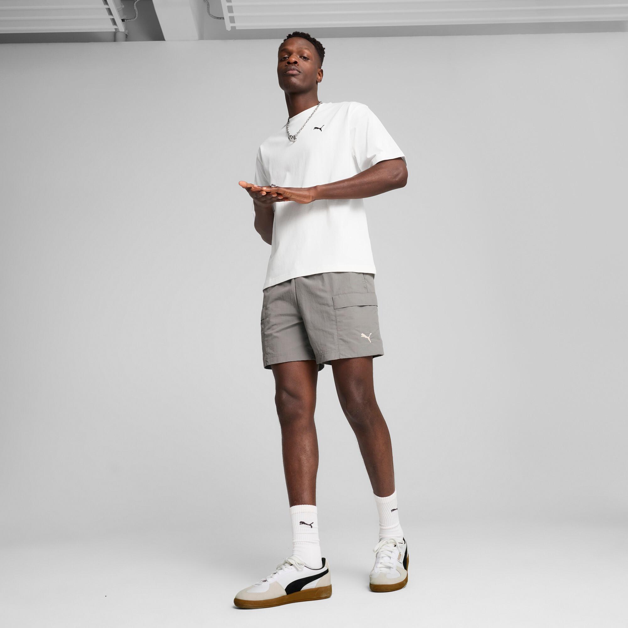 PUMA WARDROBE ESSENTIALS Men's Relaxed 6" Cargo Shorts in Grey Product Image