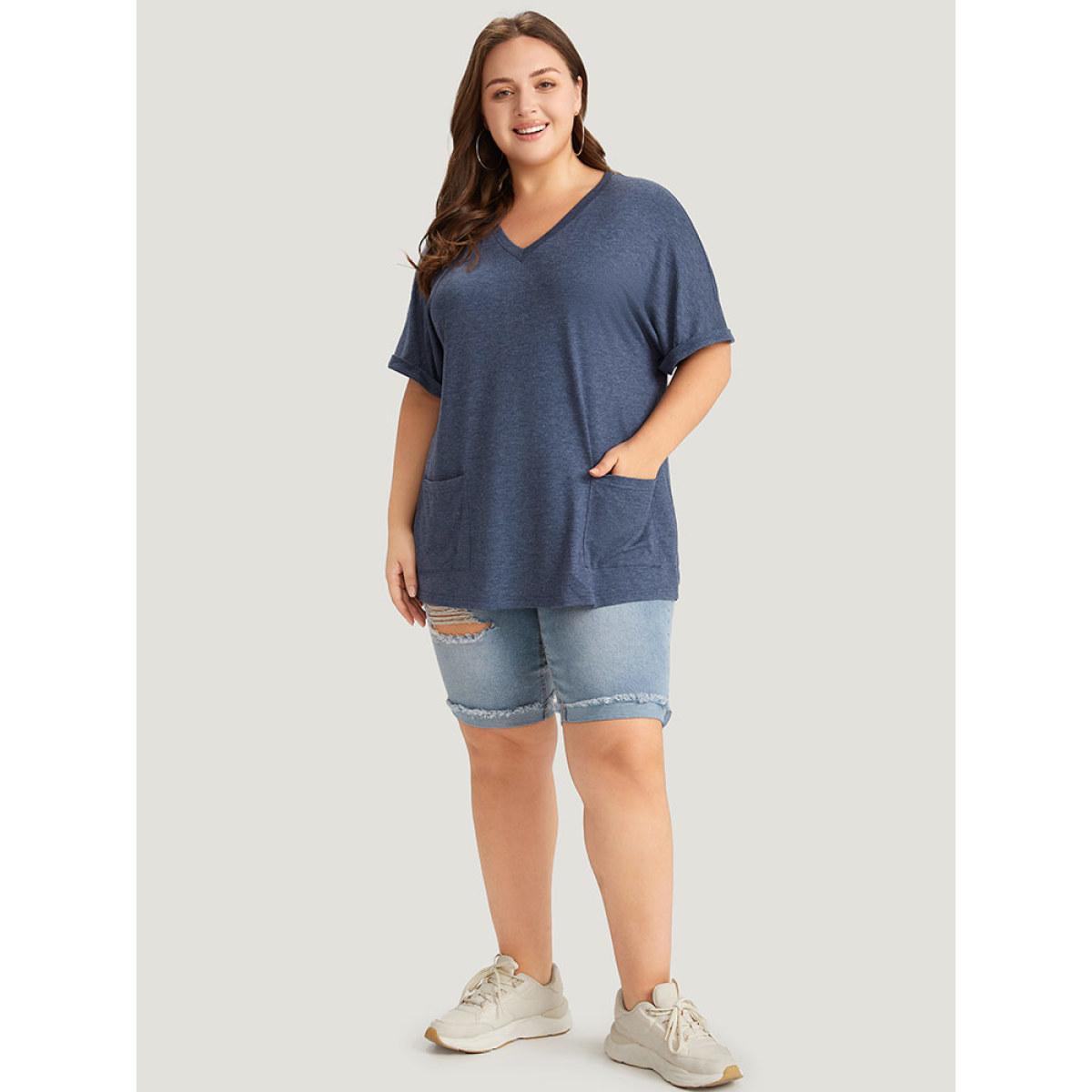 Plus Size Plain Patched Pocket Cuffed Sleeve Heather T-shirt Blue Women Casual Heather Plain V-neck Dailywear T-shirts BloomChic 28/5X Product Image