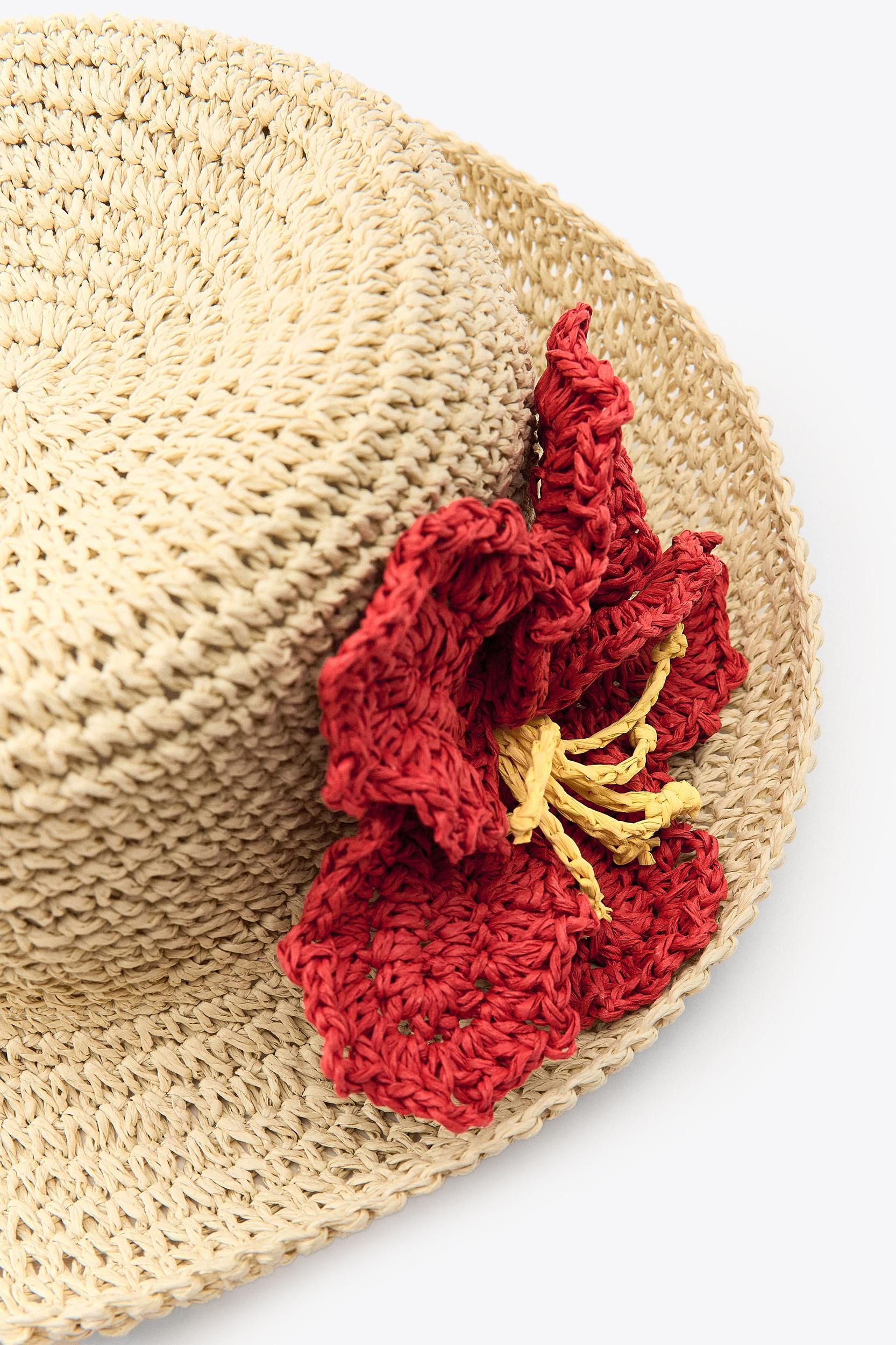 FLOWER BRAIDED HAT Product Image