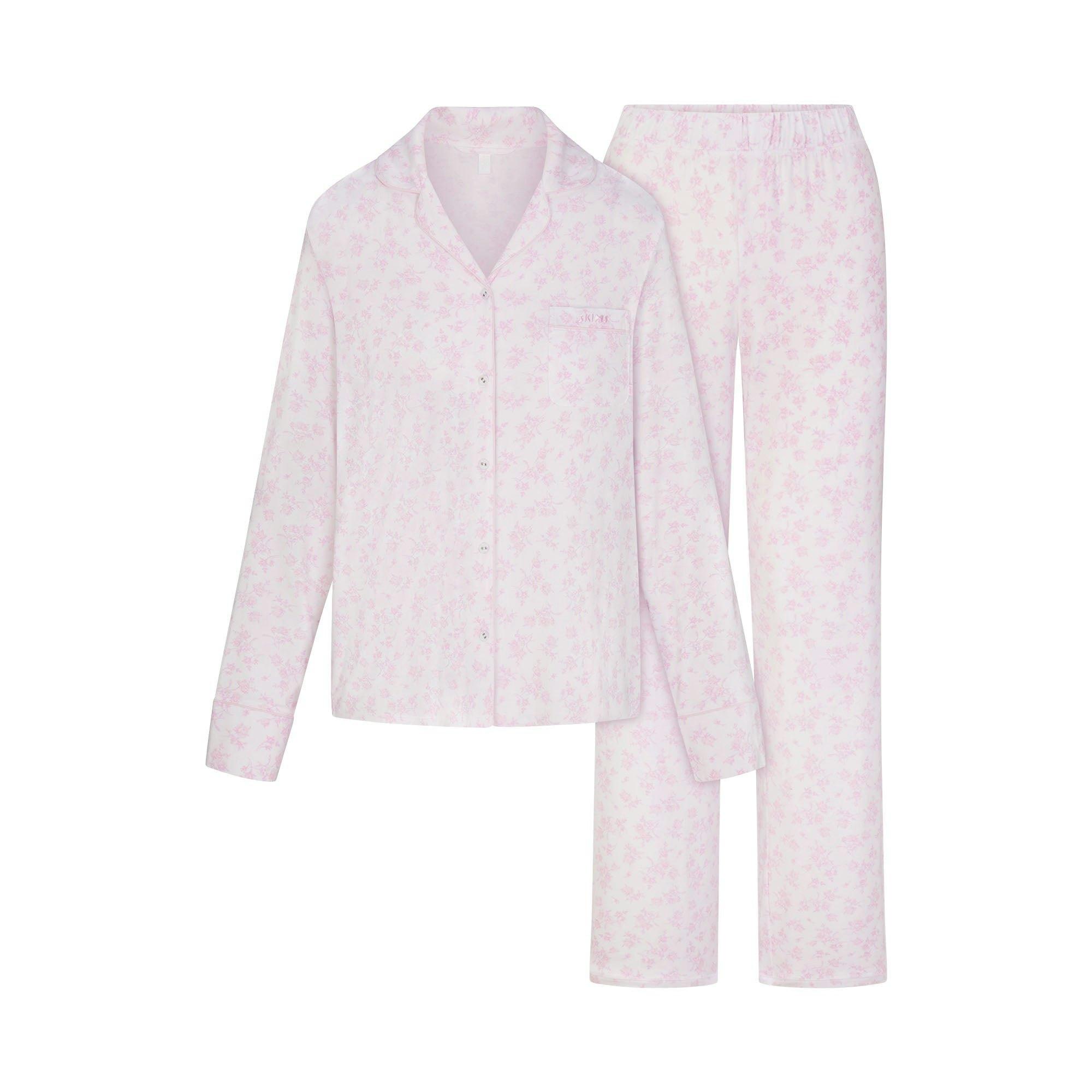 SKIMS SLEEP LONG SLEEVE BUTTON UP SET | SNOW DELICATE FLORAL PRINT Product Image