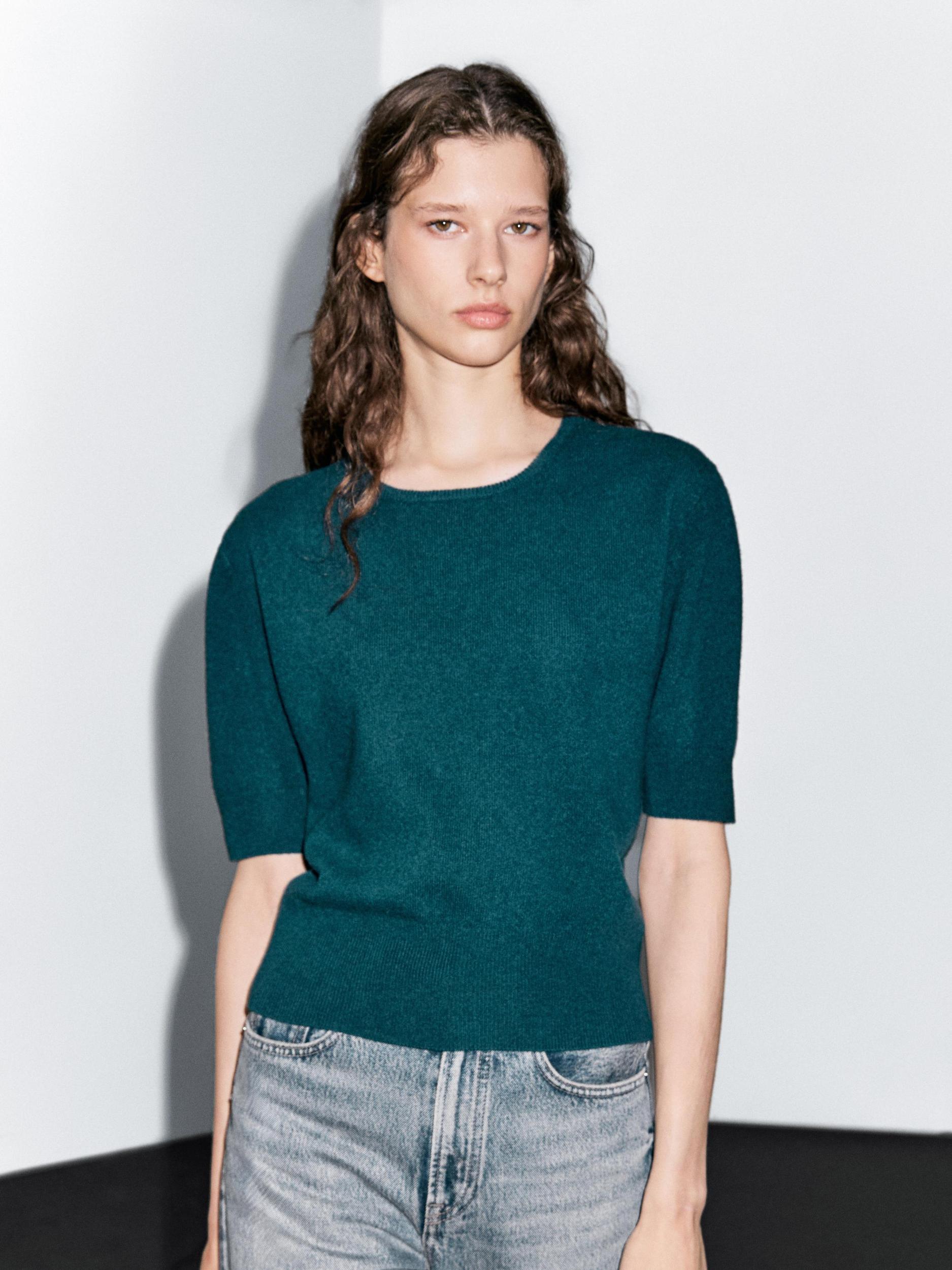 Short sleeve wool blend sweater Product Image